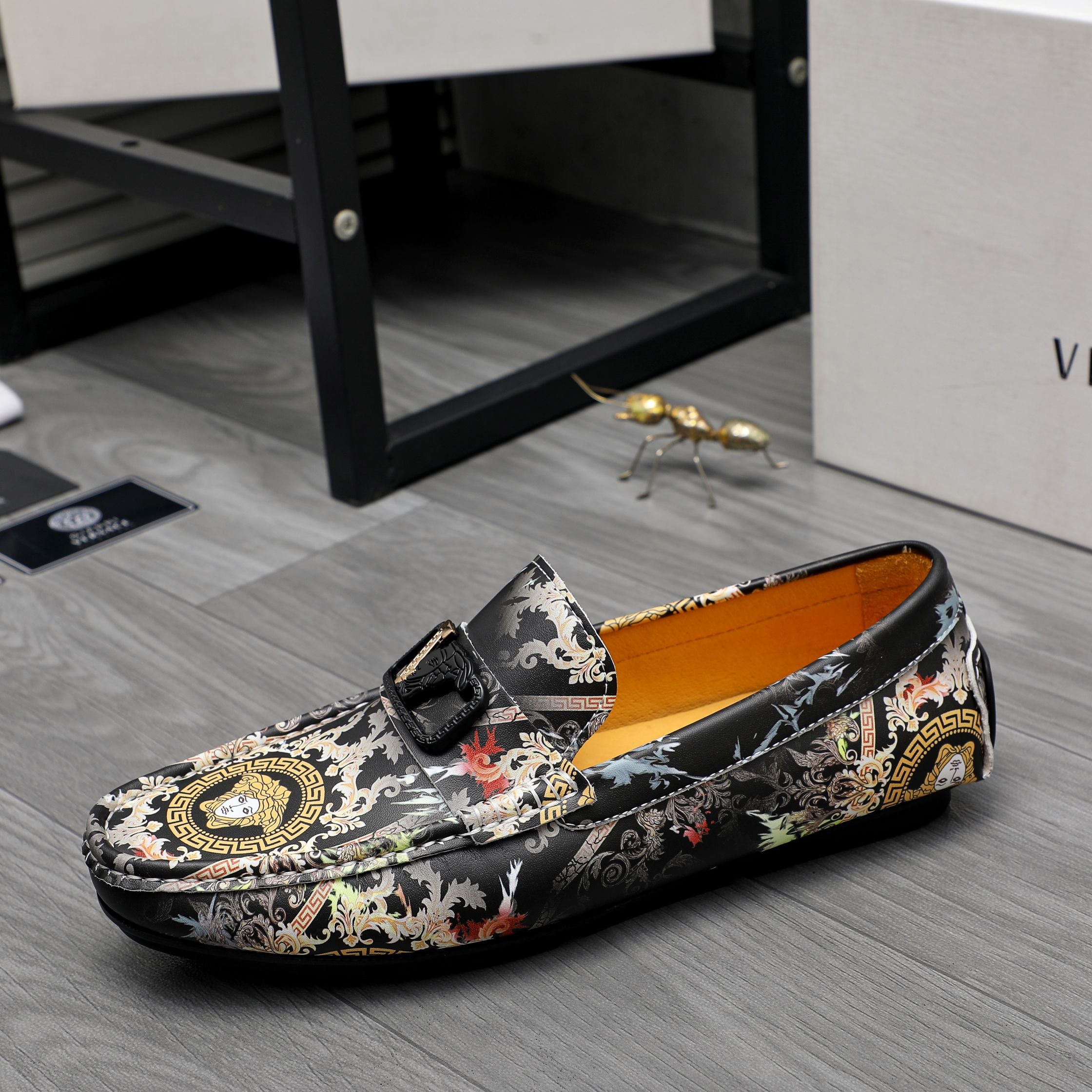 Luxury Shoes Versace