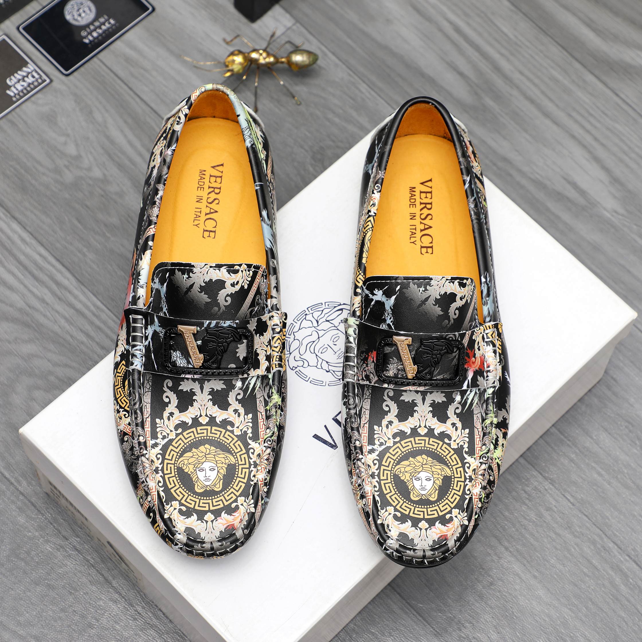 Luxury Shoes Versace