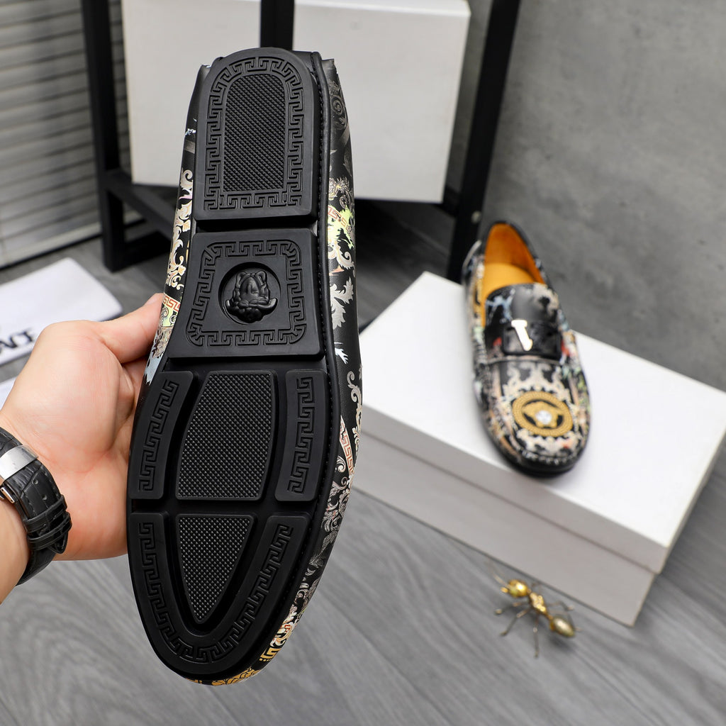 Loafer outsole with textured tread and Greca border pattern