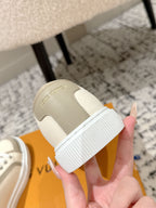 Louis Vuitton sneaker outsole view in light beige with white ribbed rubber sole