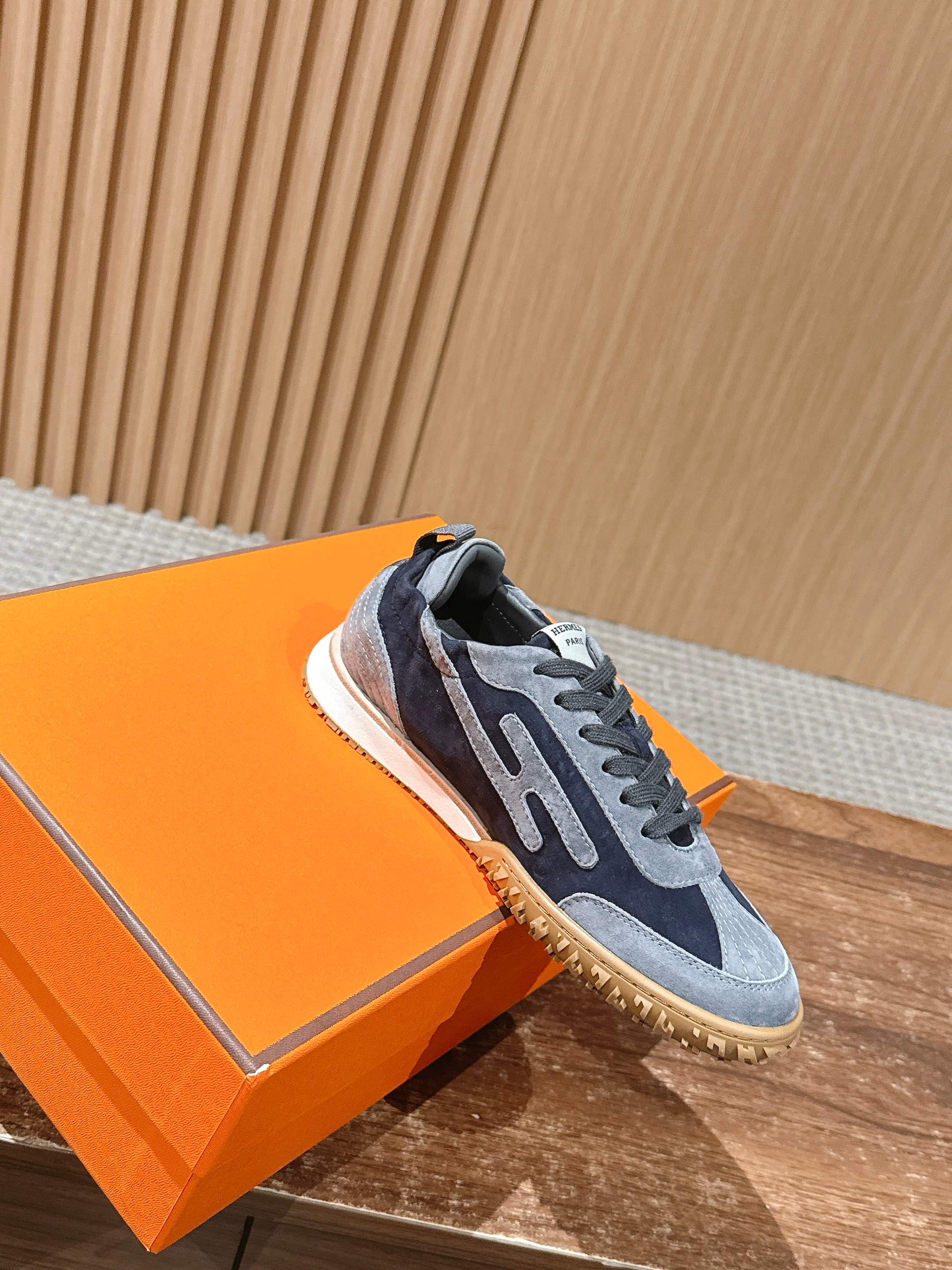 Luxury Shoes Hermes Unisex