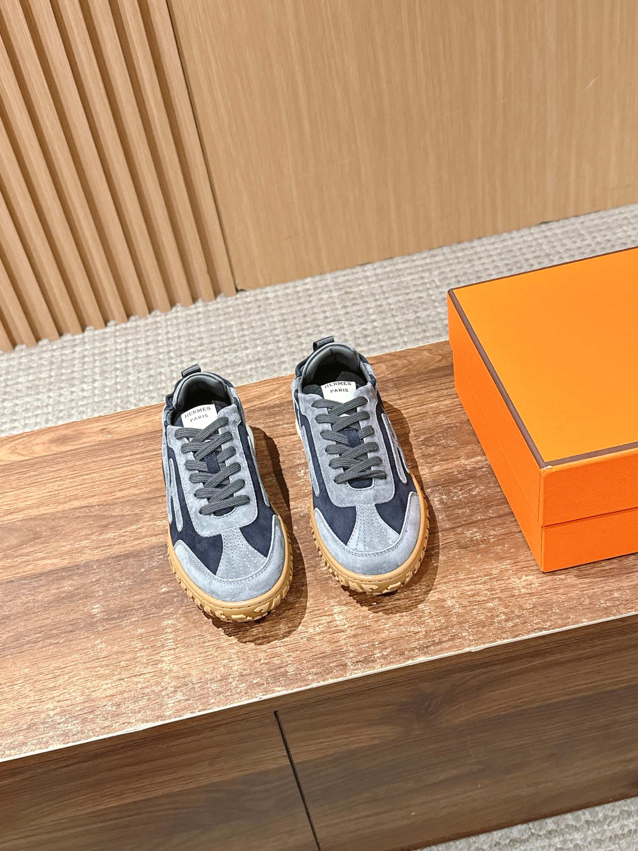 Luxury Shoes Hermes Unisex