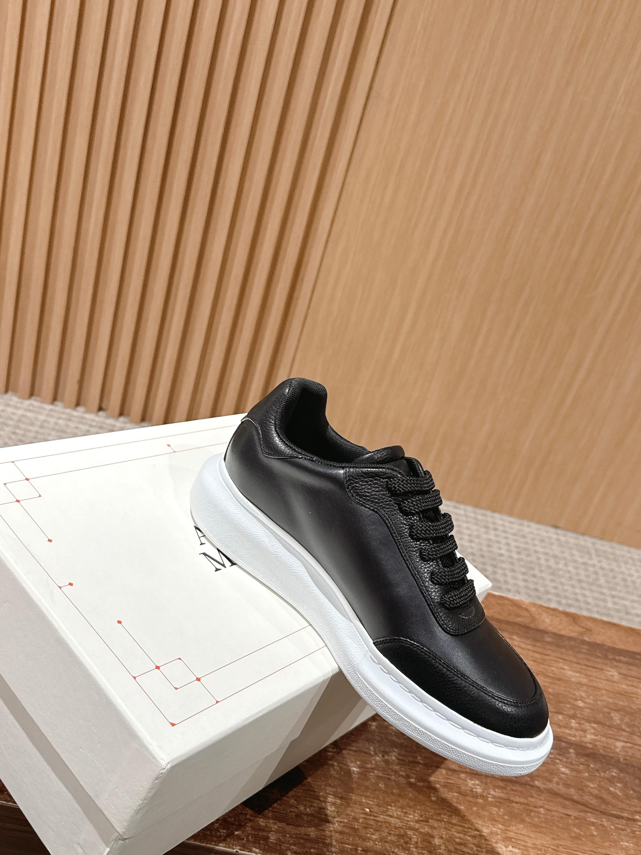 Luxury Shoes Alexander McQueen