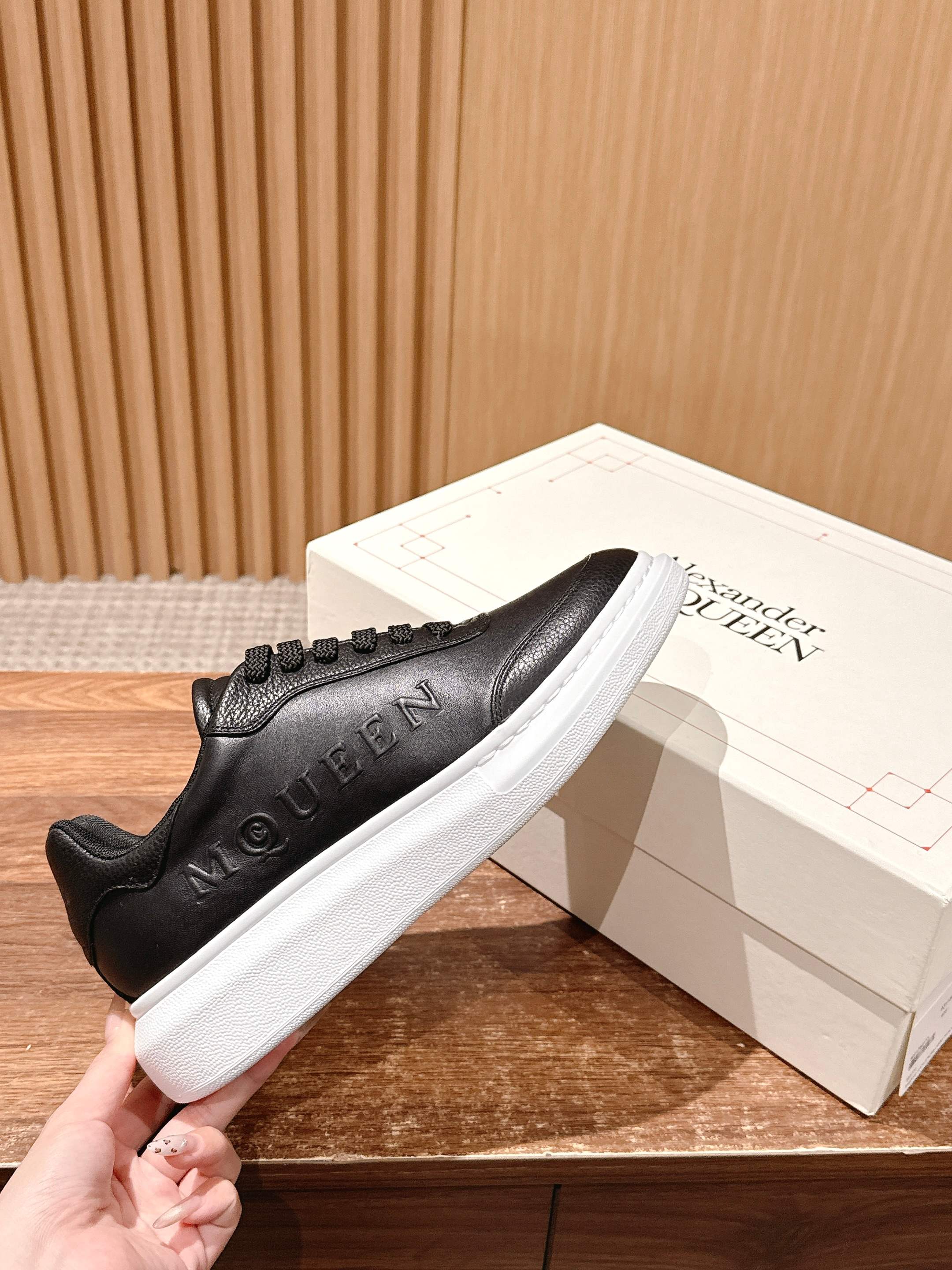 Luxury Shoes Alexander McQueen