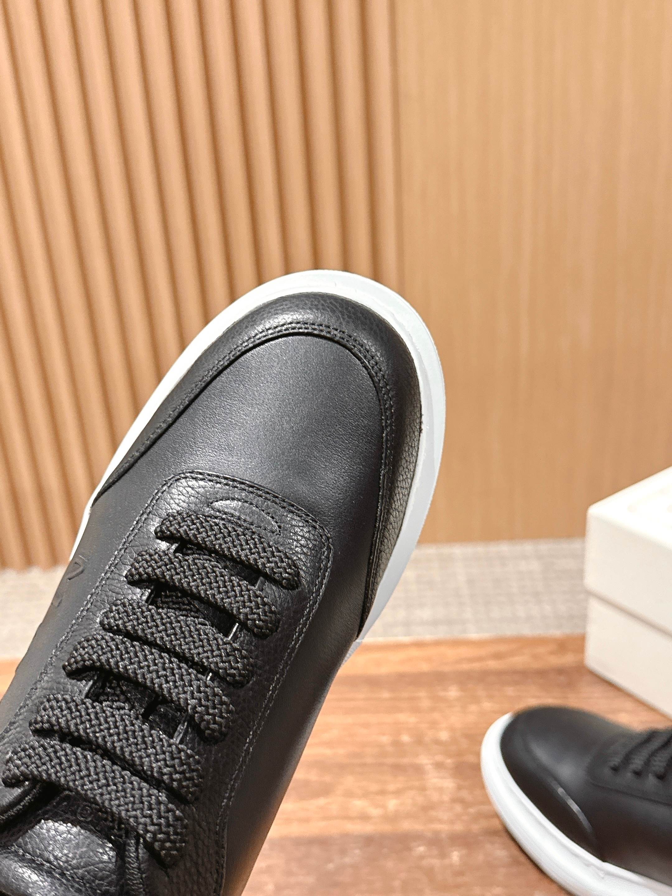 Luxury Shoes Alexander McQueen