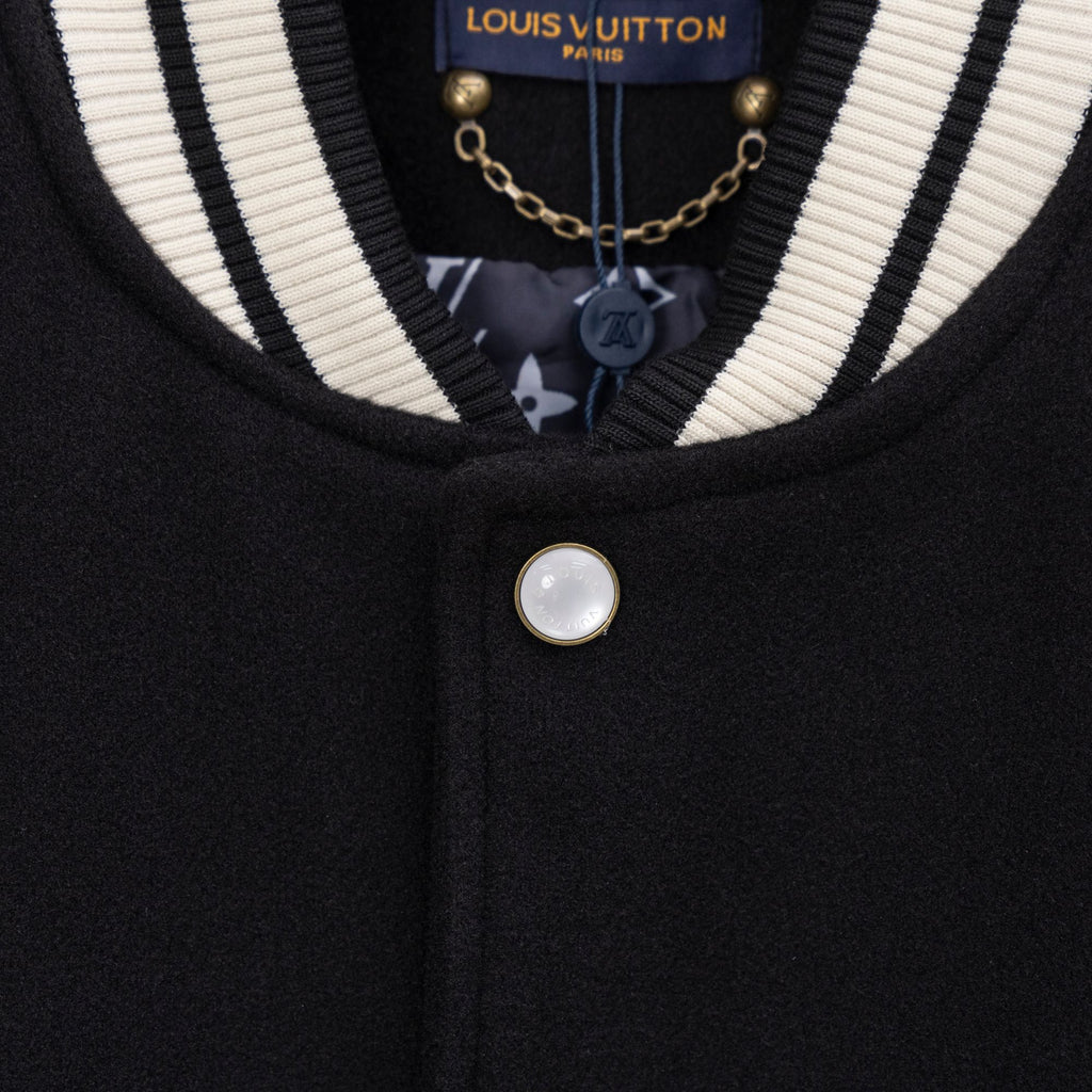Striped varsity collar with hanging charms and round white snap button