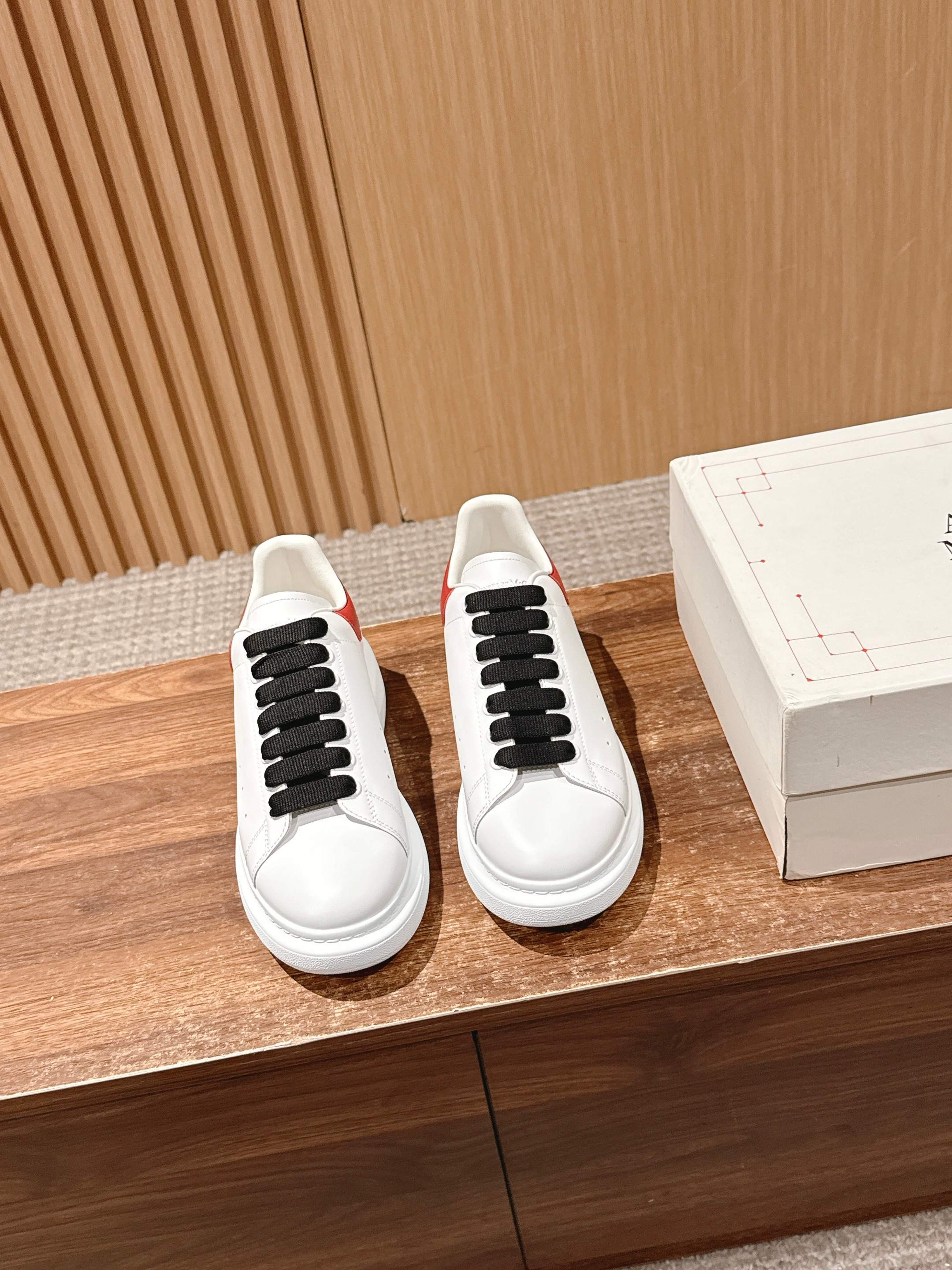 Luxury Shoes Alexander McQueen