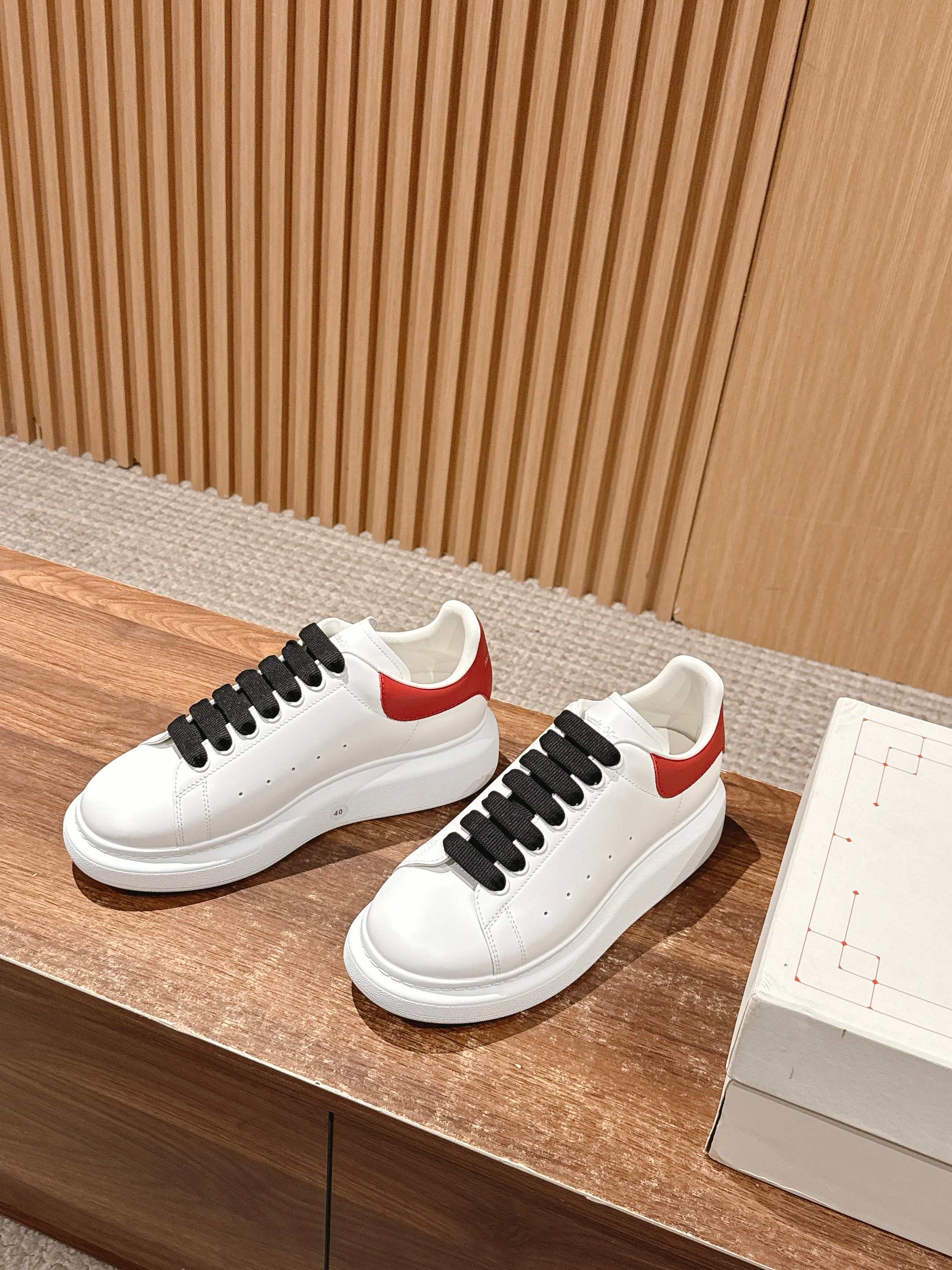 Luxury Shoes Alexander McQueen