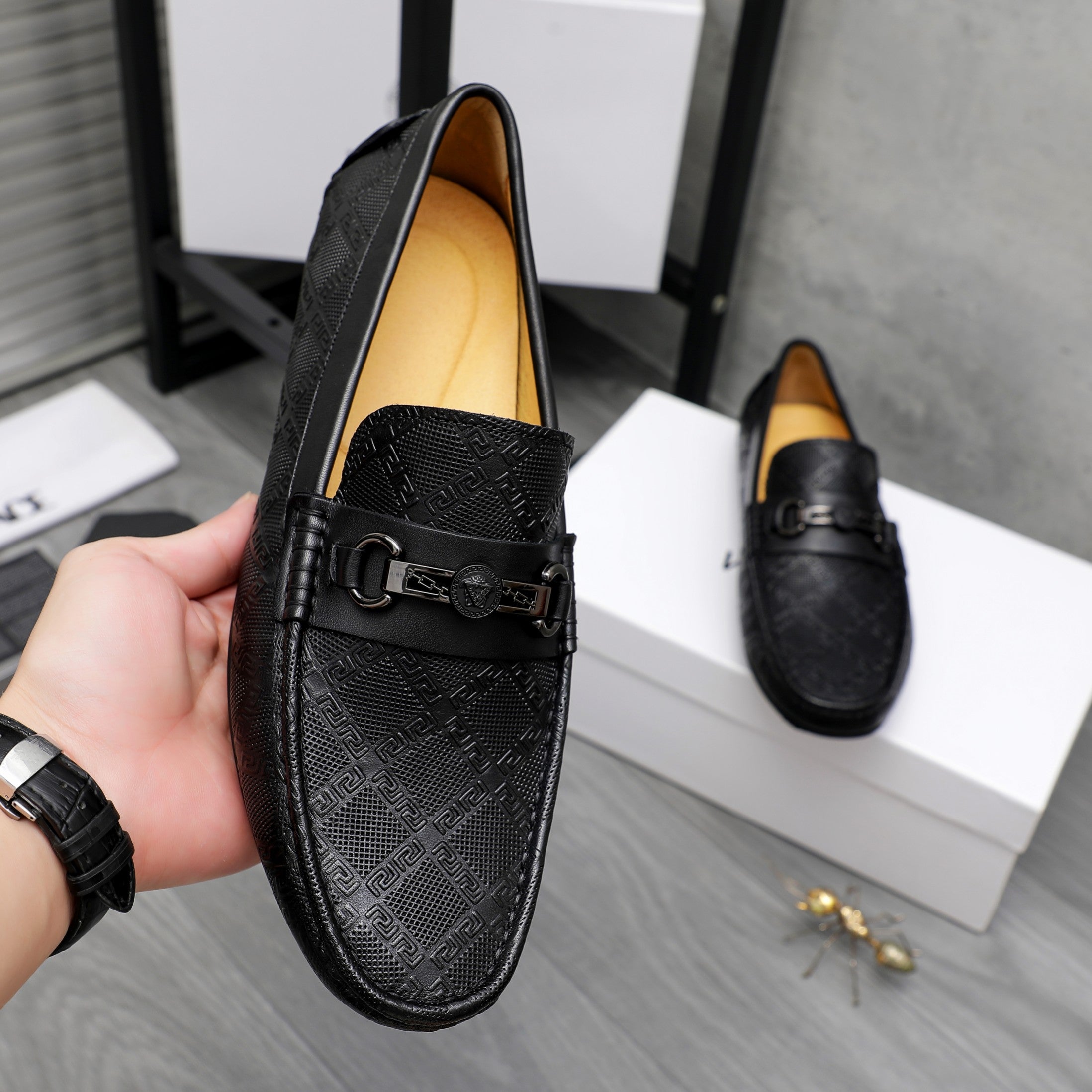 Luxury Shoes Versace