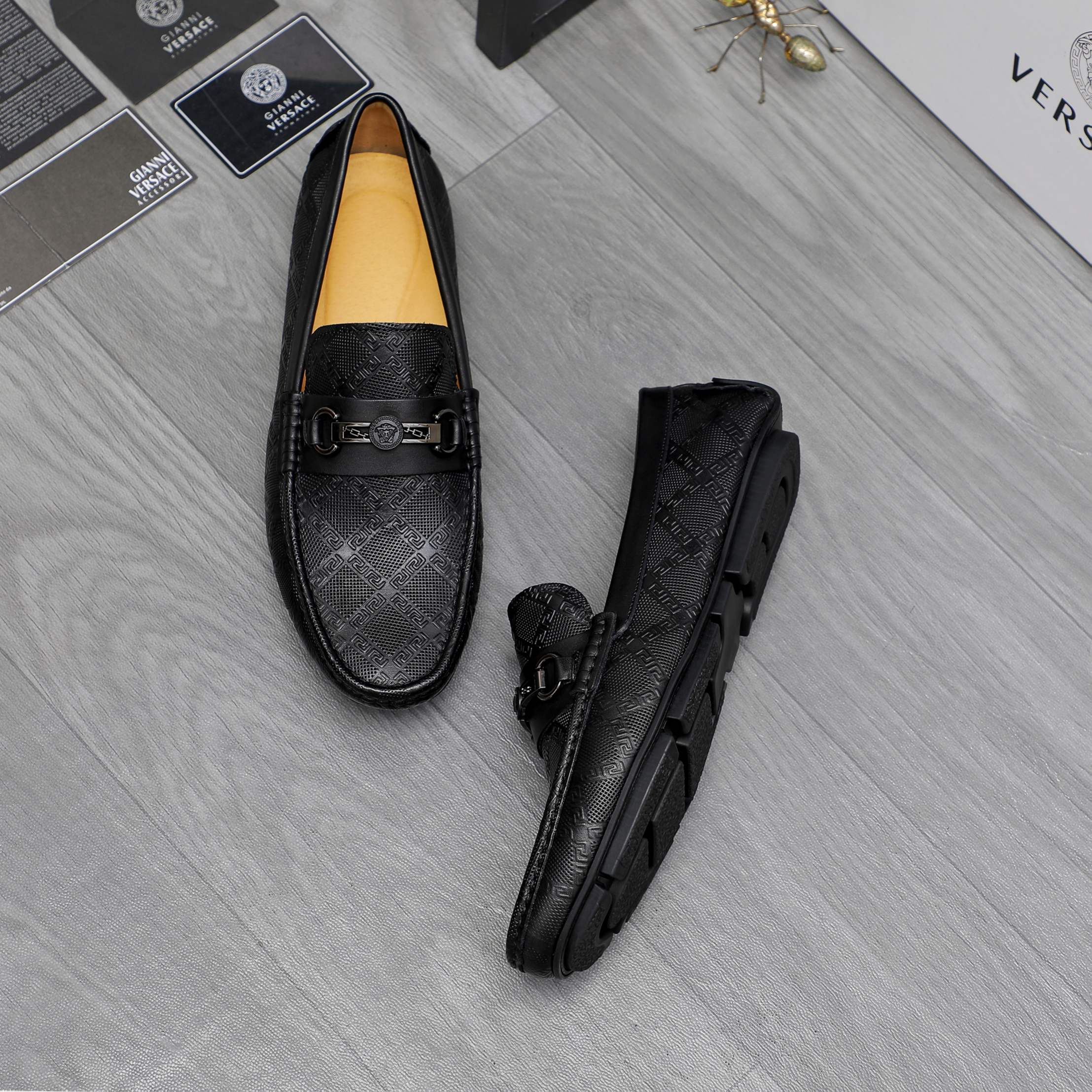 Luxury Shoes Versace