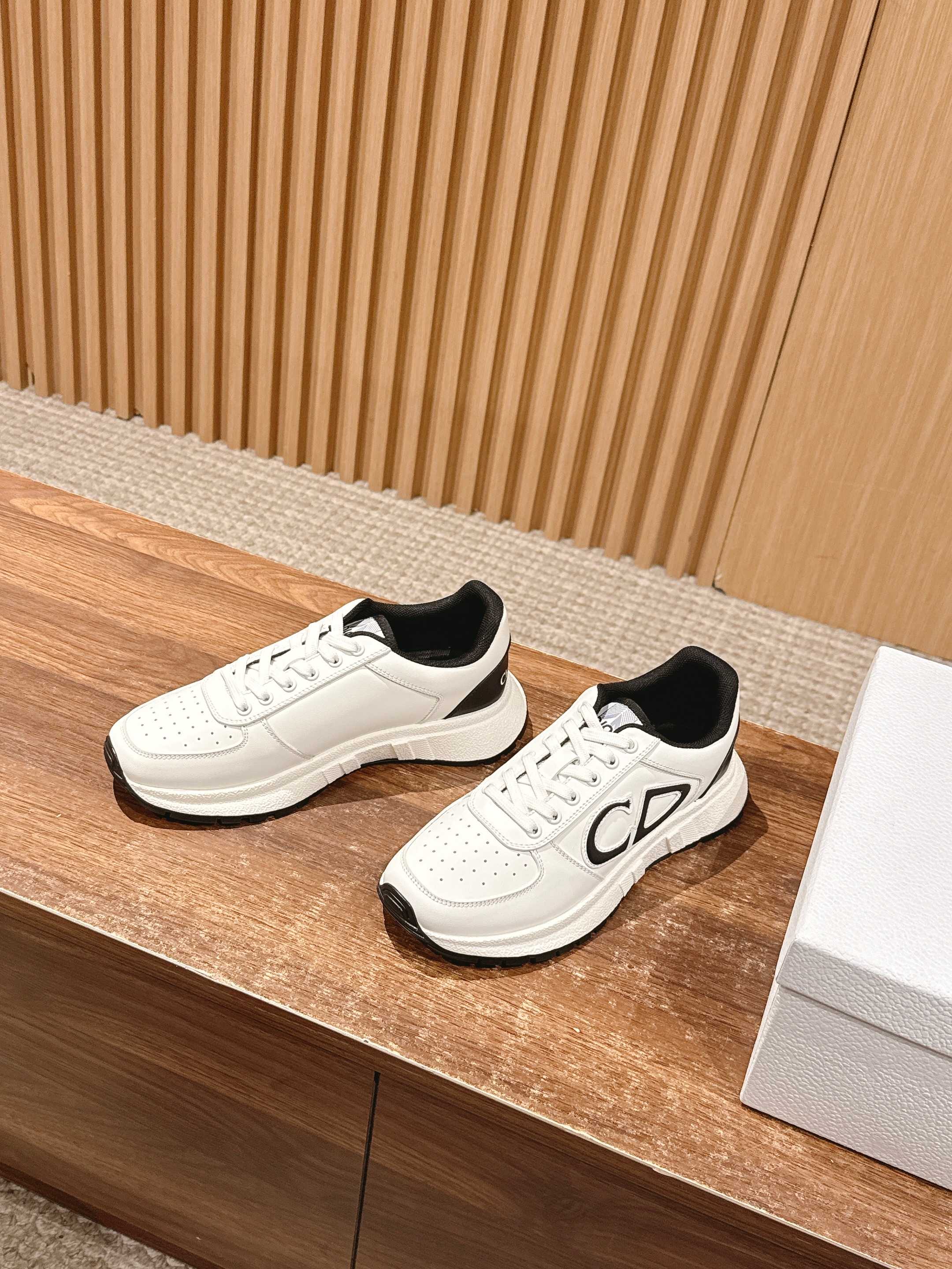 Luxury Shoes Dior Unisex