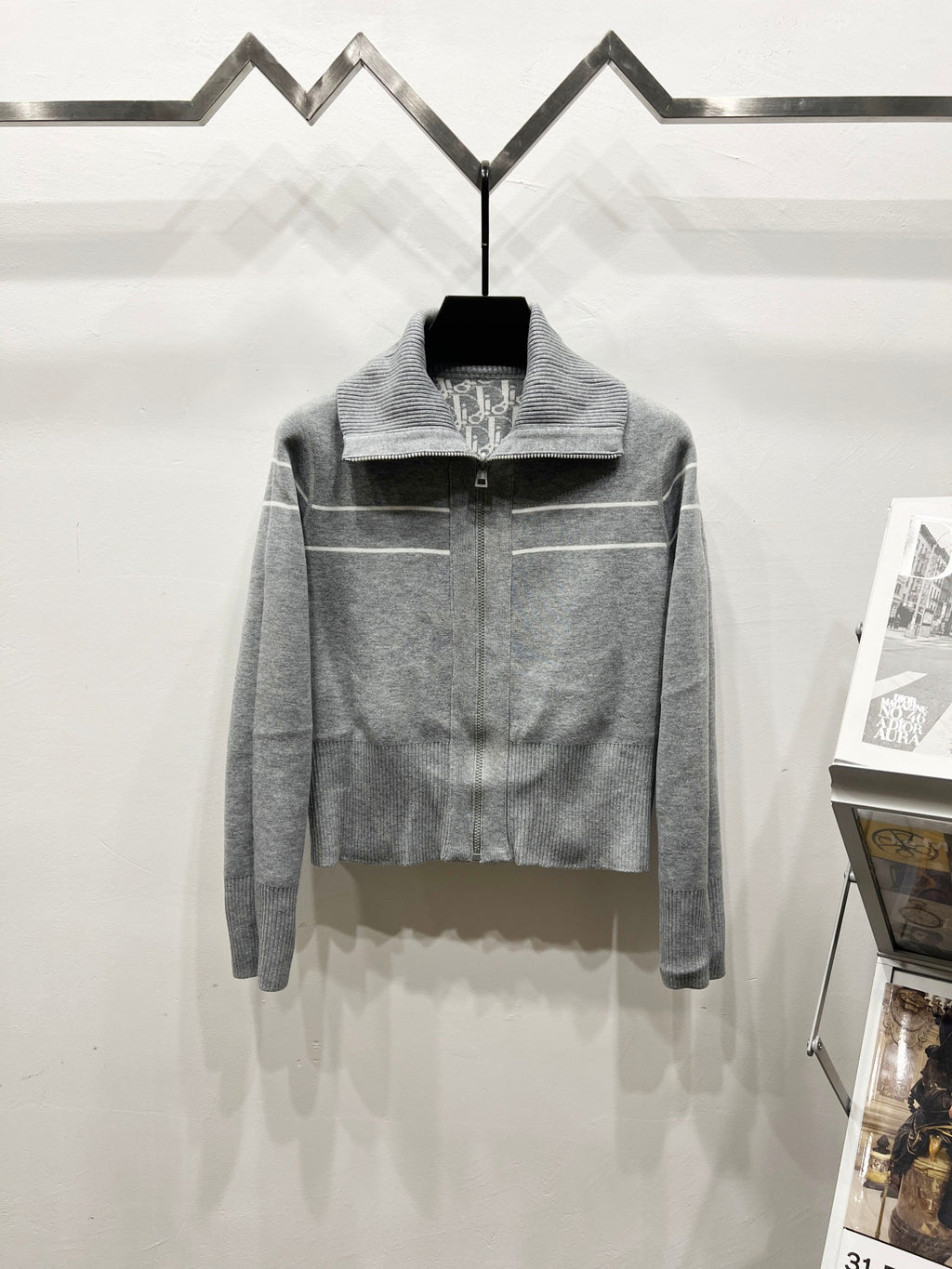 Gray long-sleeve zip sweater with contrast stripe and stand collar