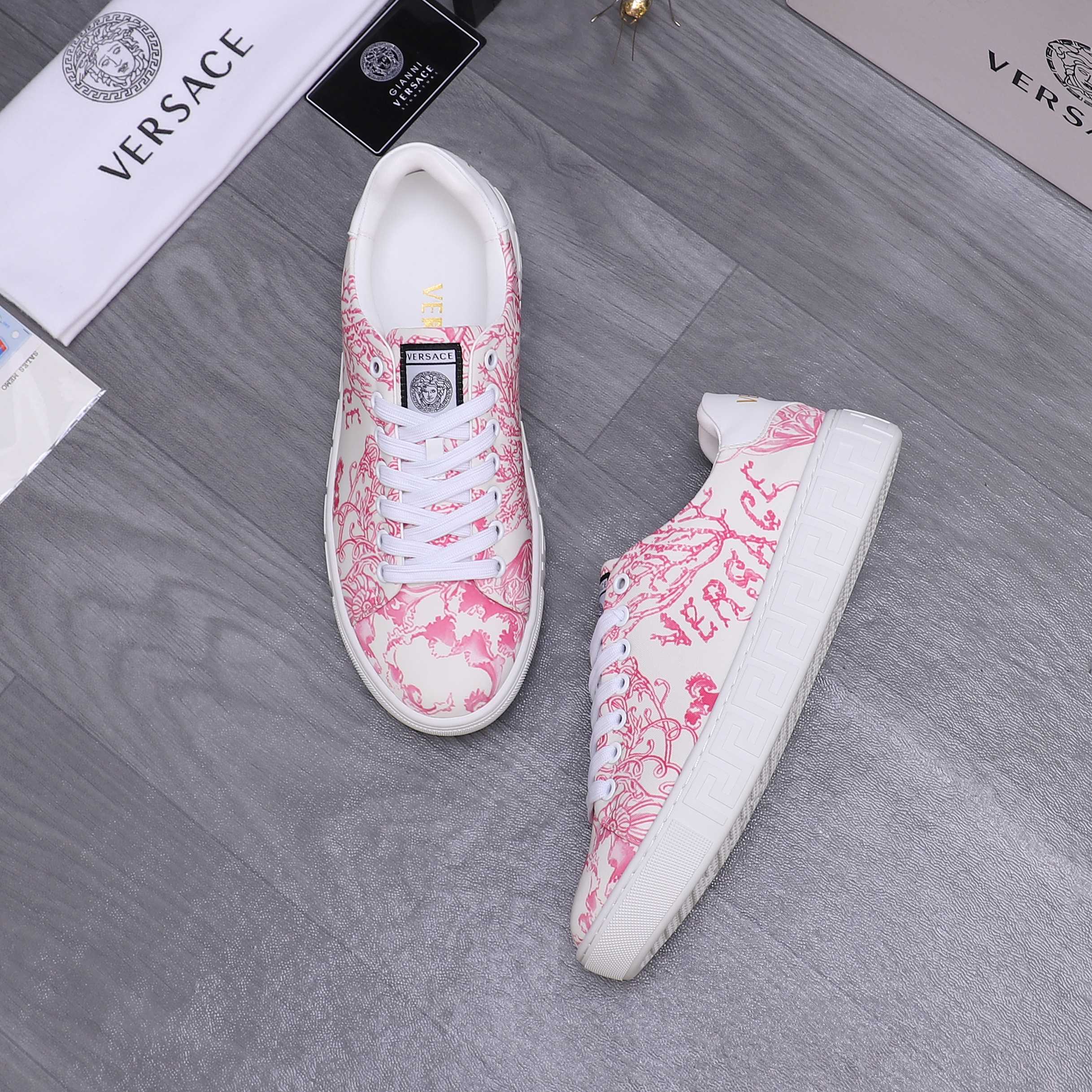 Luxury Shoes Versace