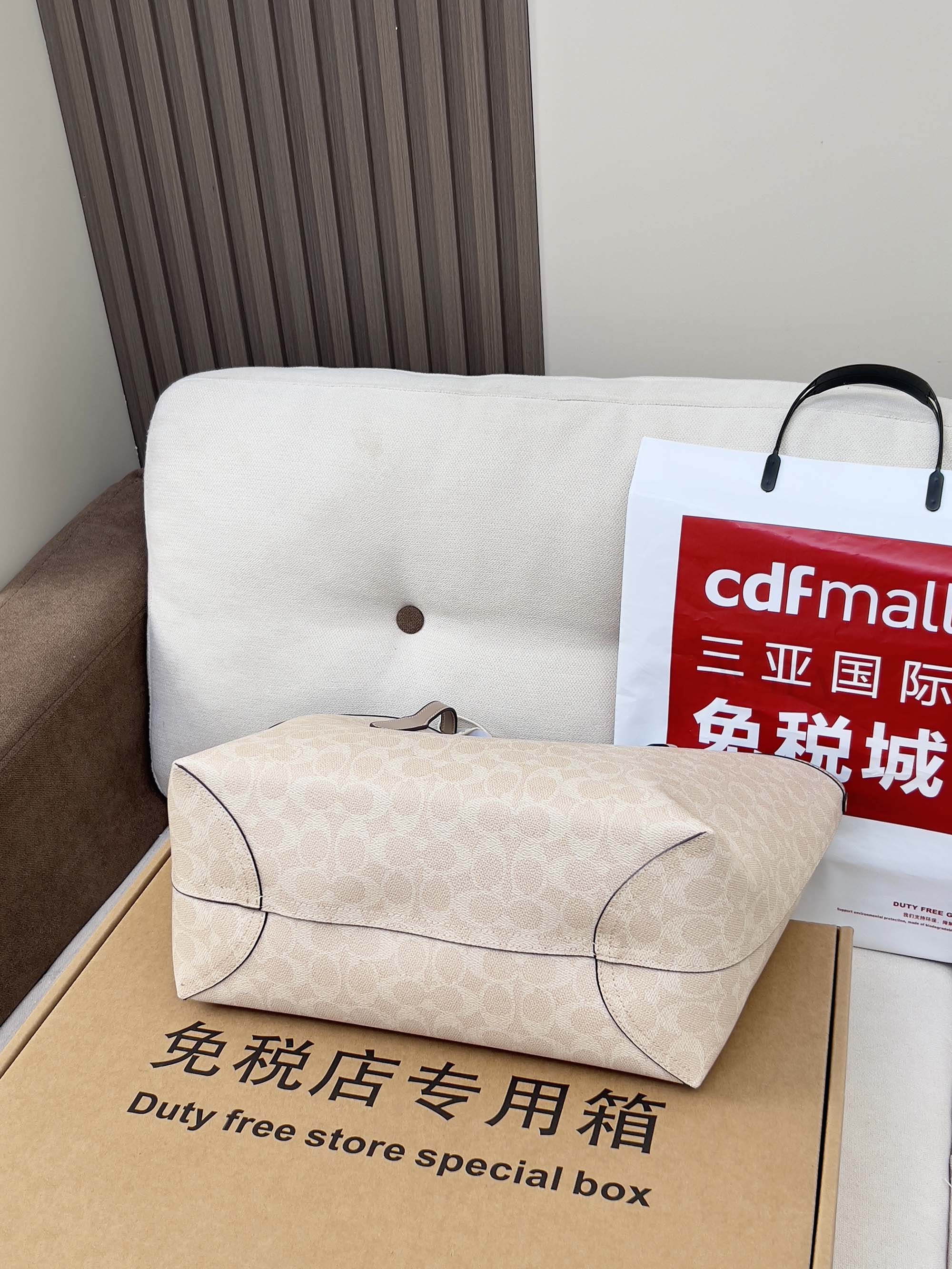 Coah Bags