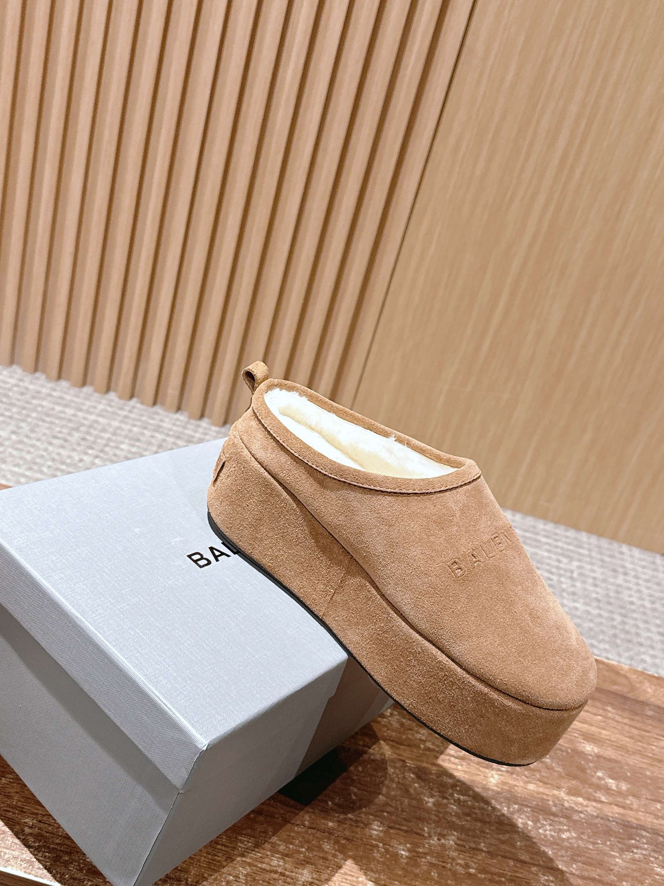 Balenciaga tan suede slip-on sandals with low platform sole and rounded opening