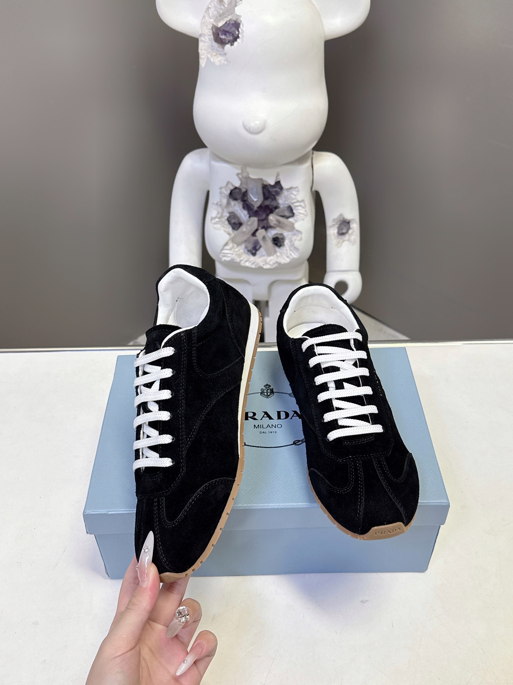 Luxury Shoes Prada Unisex