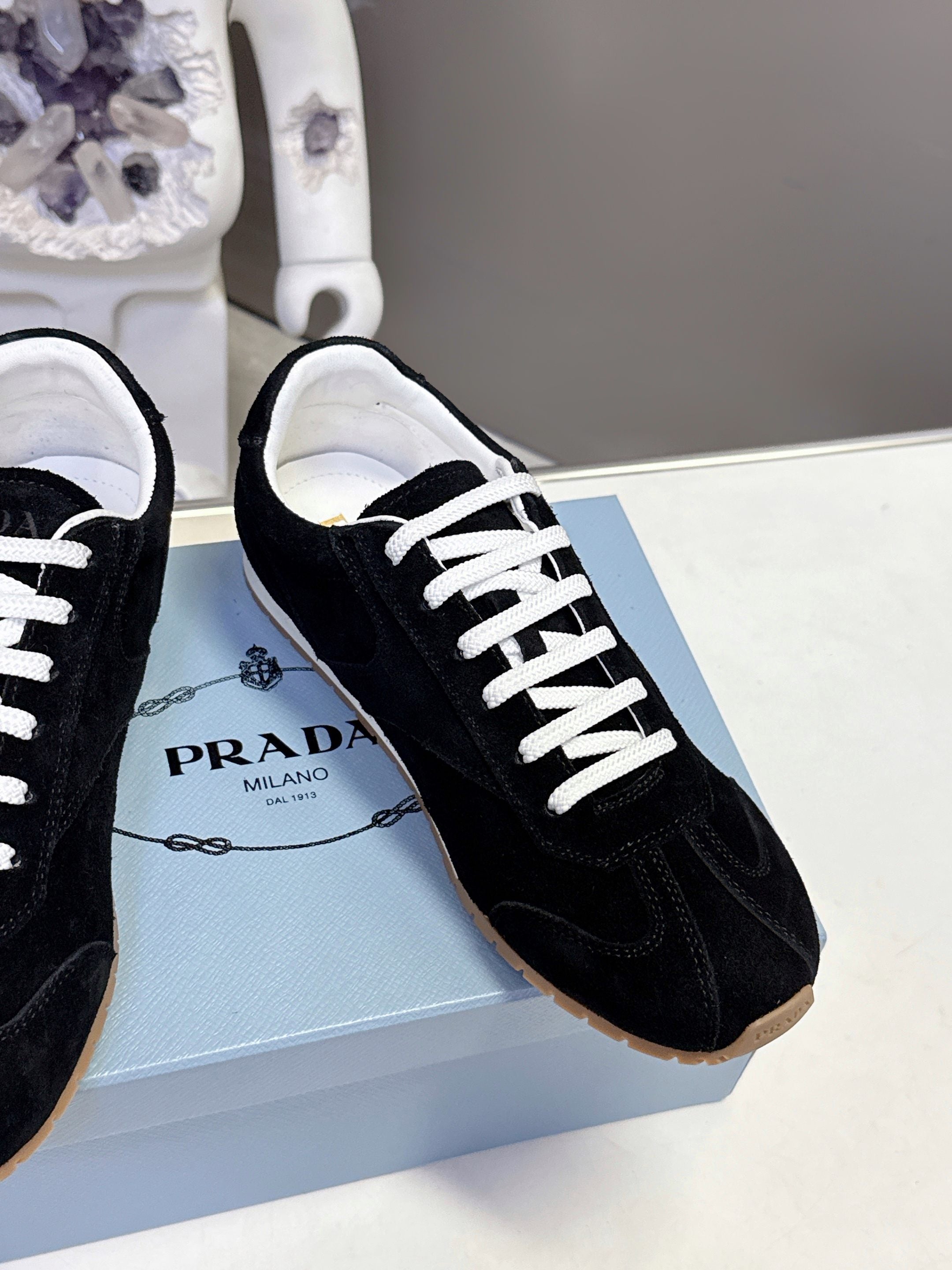 Luxury Shoes Prada Unisex
