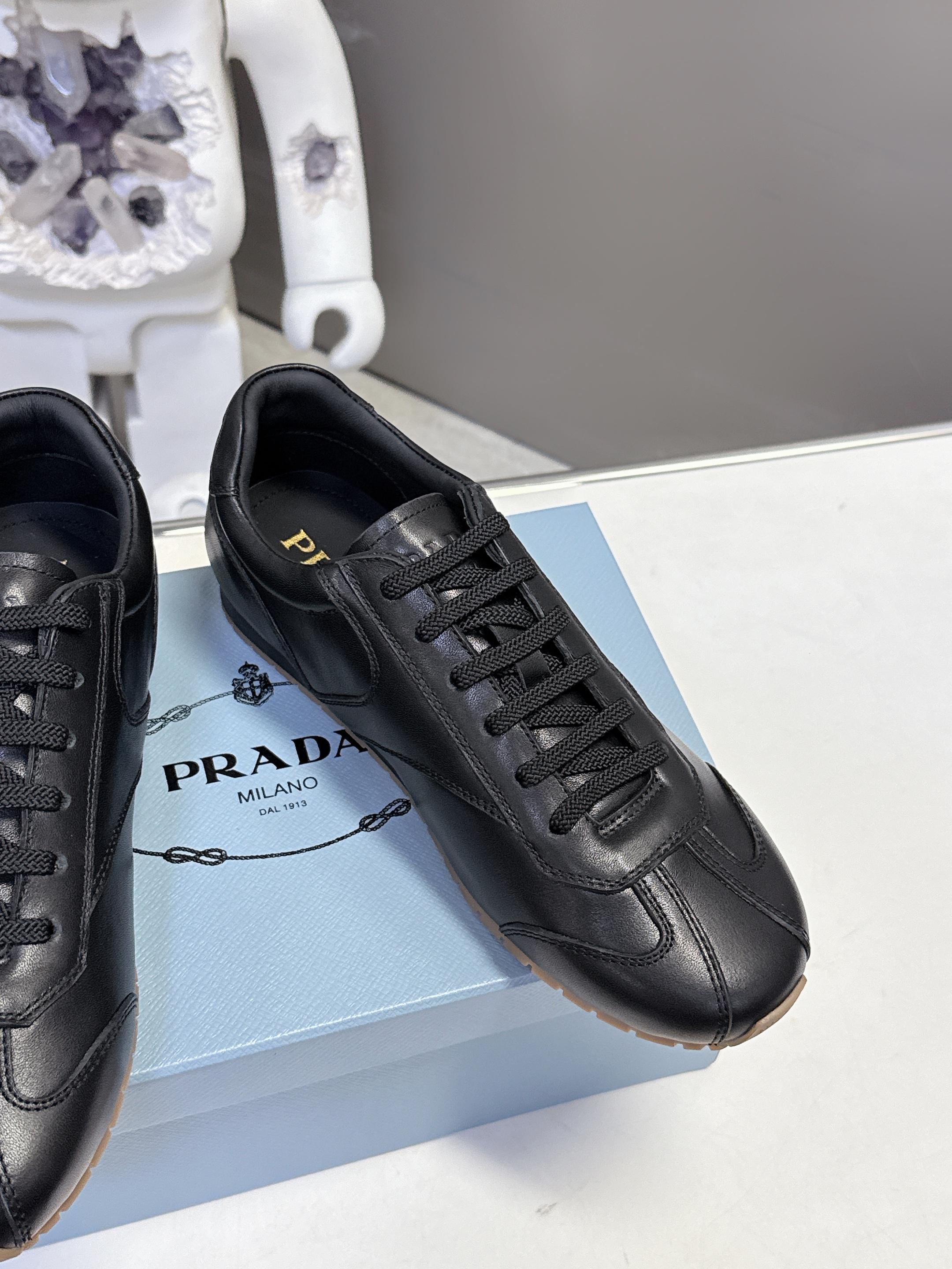 Luxury Shoes Prada Unisex