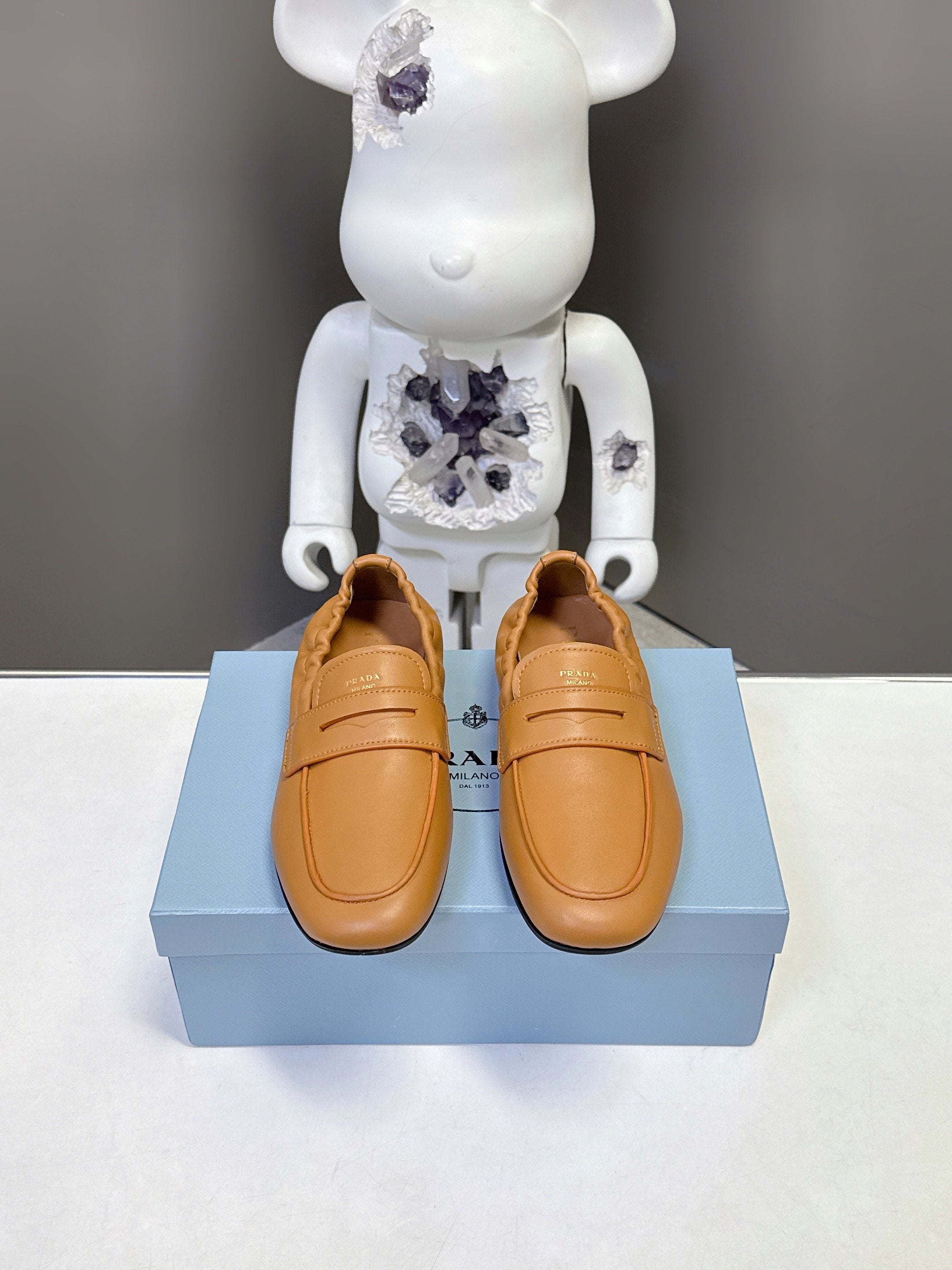 Luxury Shoes Prada Unisex