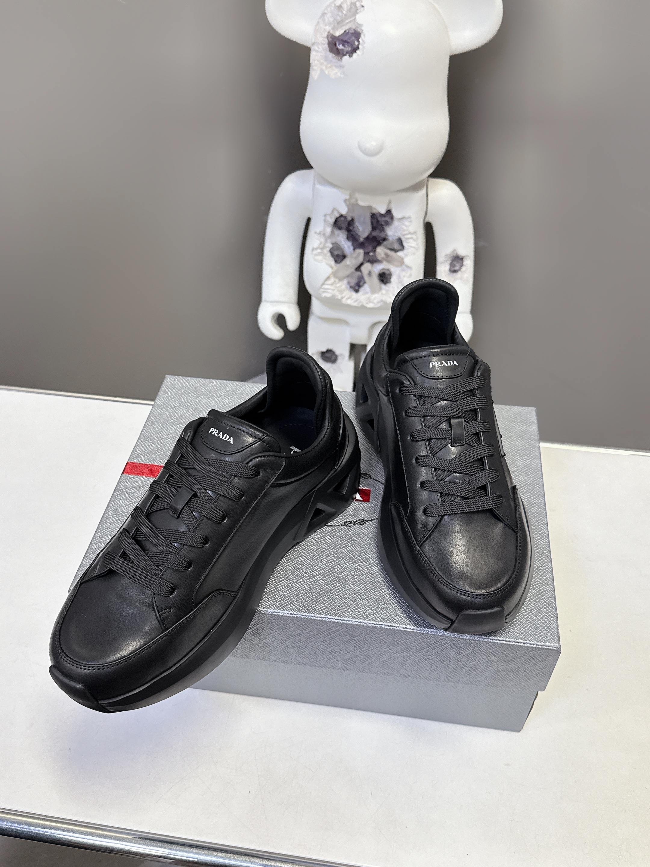 Luxury Shoes Prada Unisex
