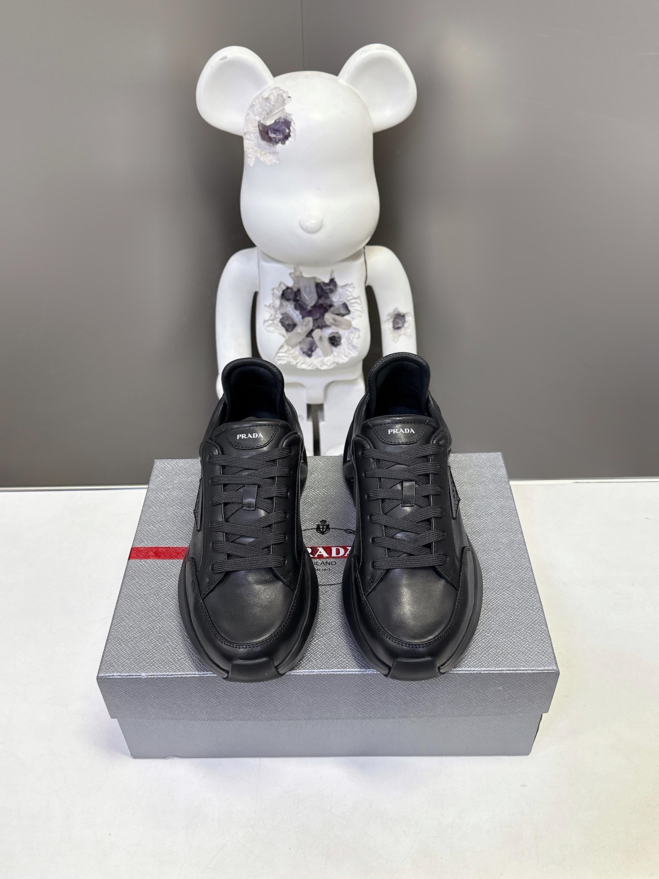 Luxury Shoes Prada Unisex