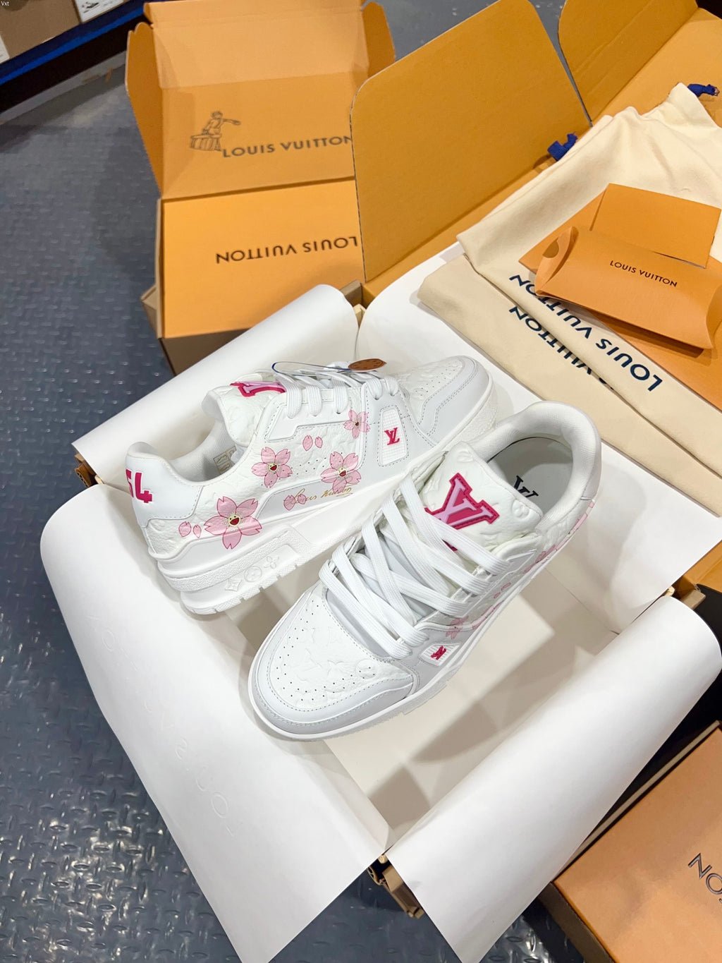 Luxury Shoes Louis Vuitton Trainer