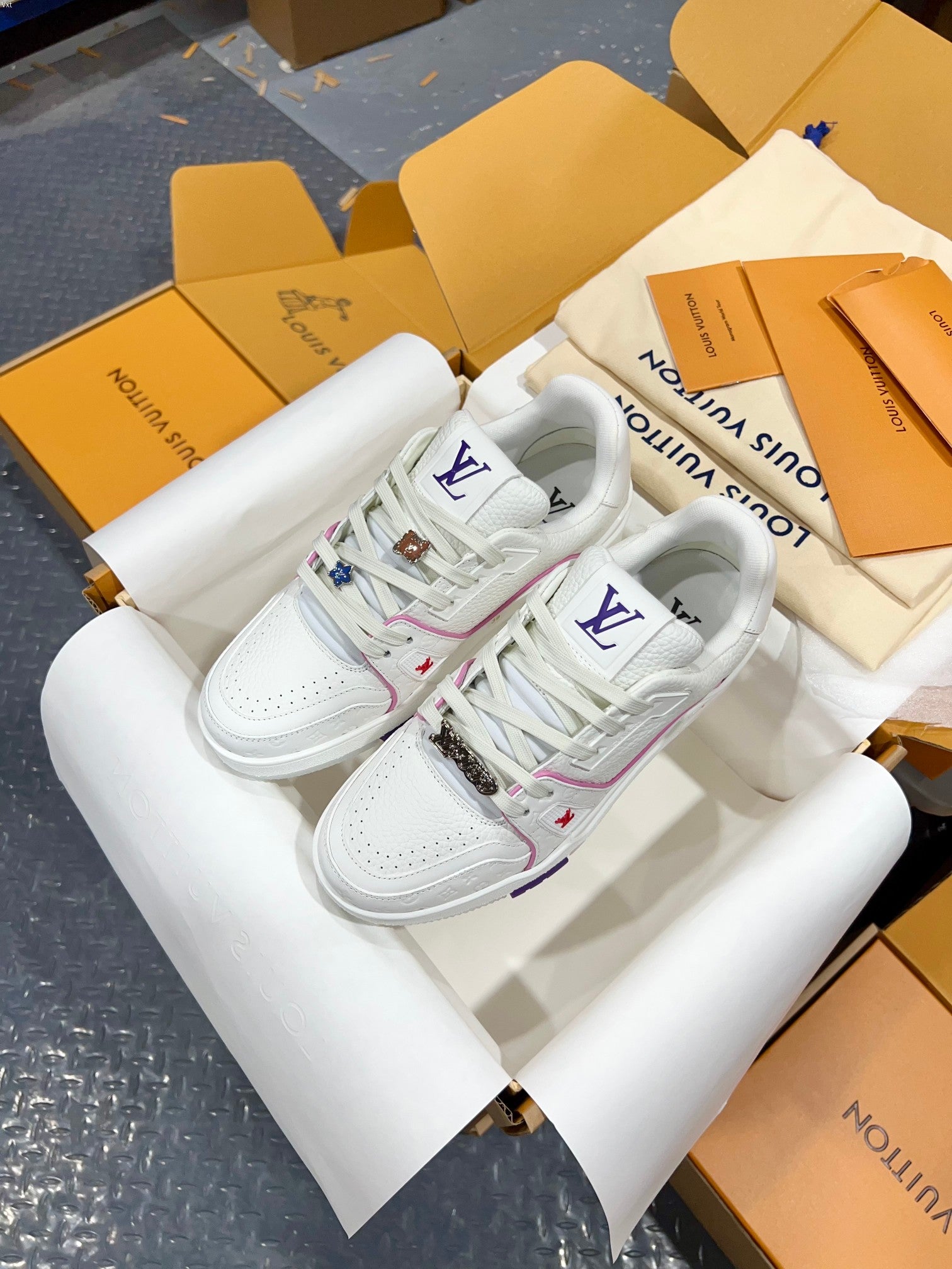 Luxury Shoes Louis Vuitton Trainer