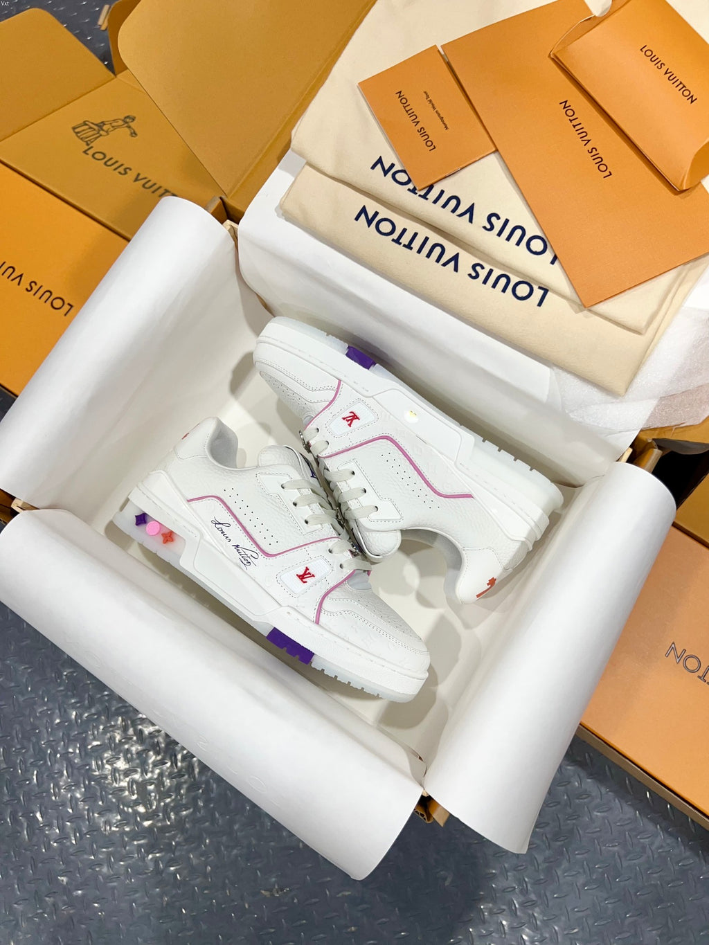 Luxury Shoes Louis Vuitton Trainer