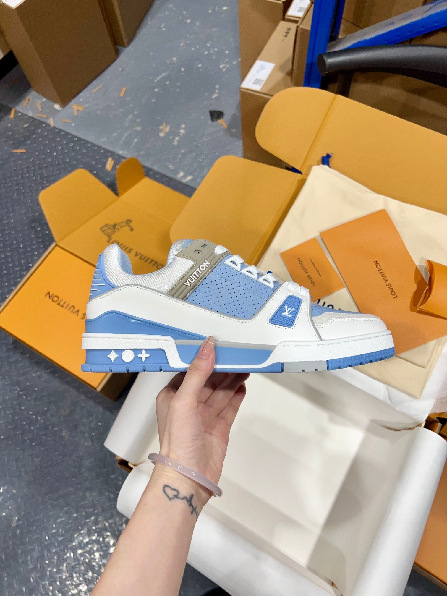 Luxury Shoes Louis Vuitton Trainer