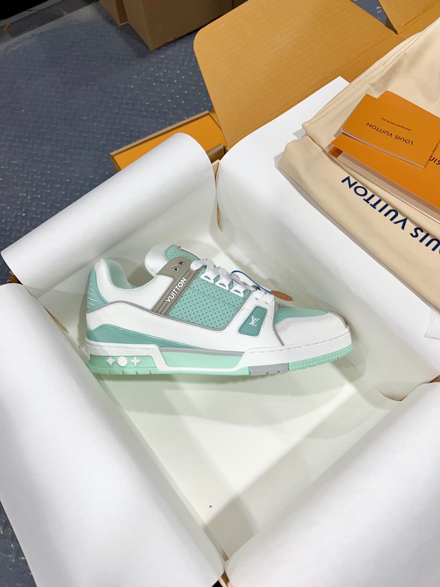 Luxury Shoes Louis Vuitton Trainer