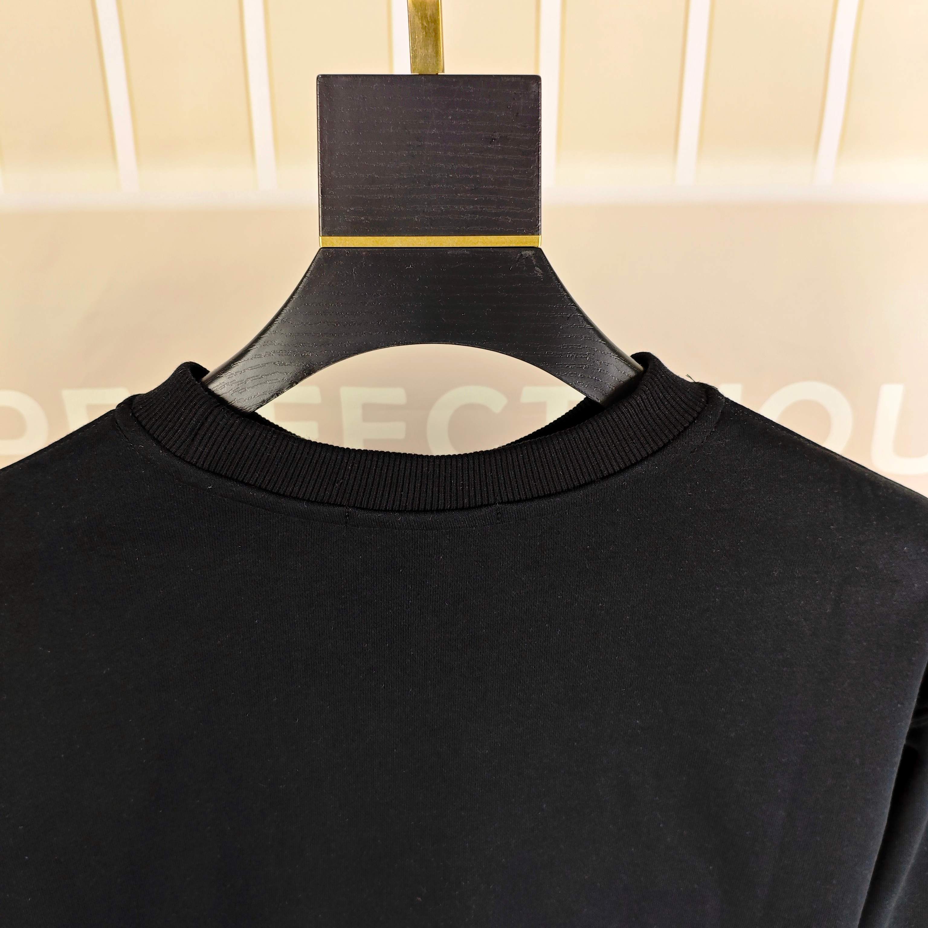Alexander McQueen Clothes