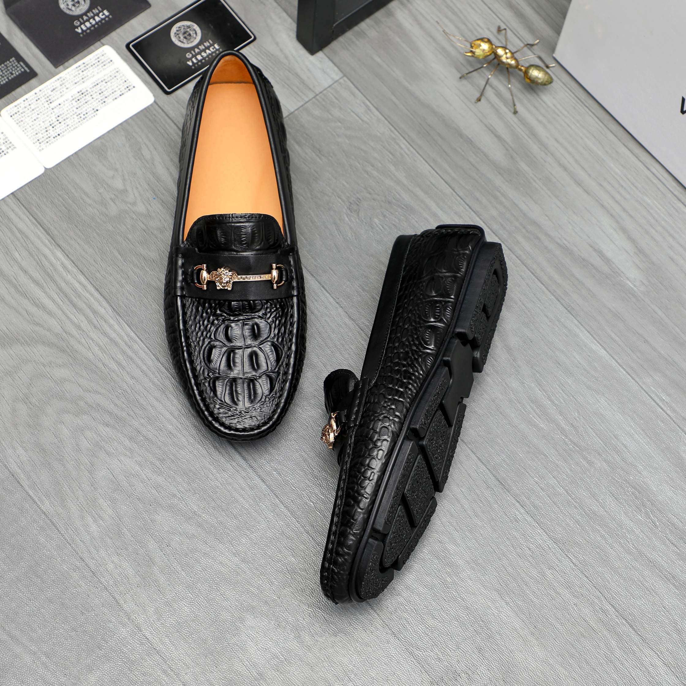 Luxury Shoes Versace