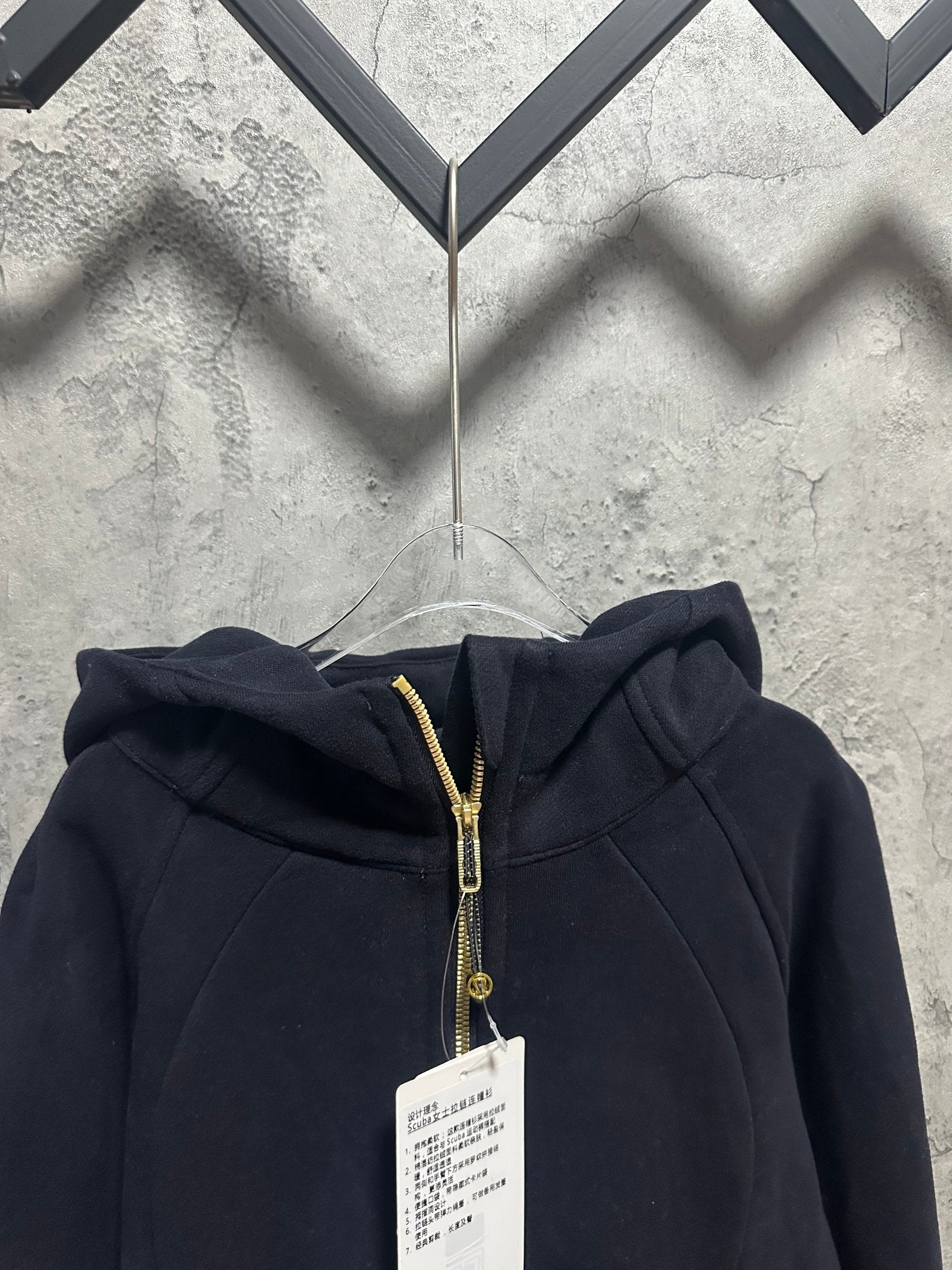 Ralph Lauren zip-front hoodie hood and zipper detail with hanging size tag