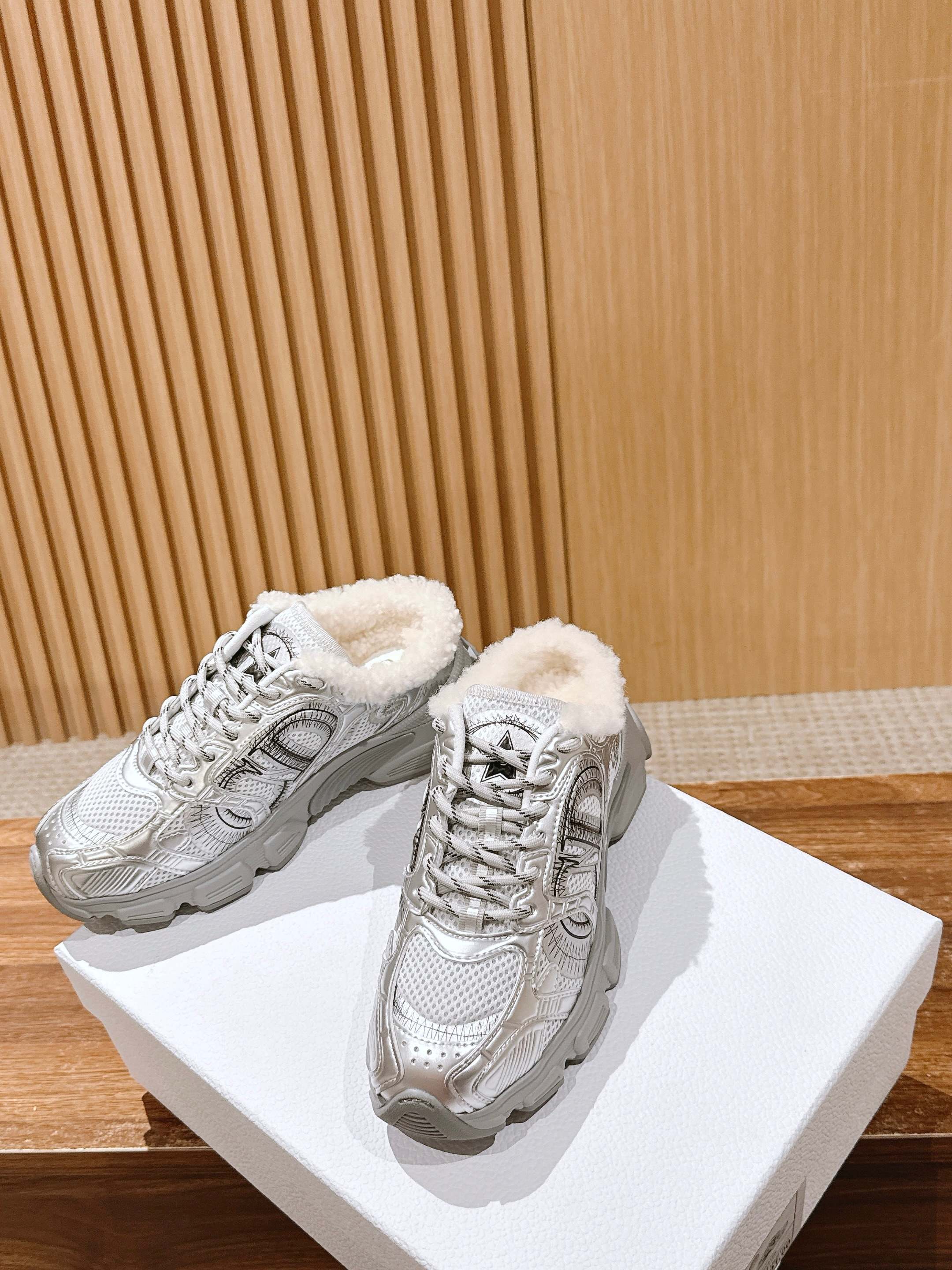Luxury Shoes Dior Unisex