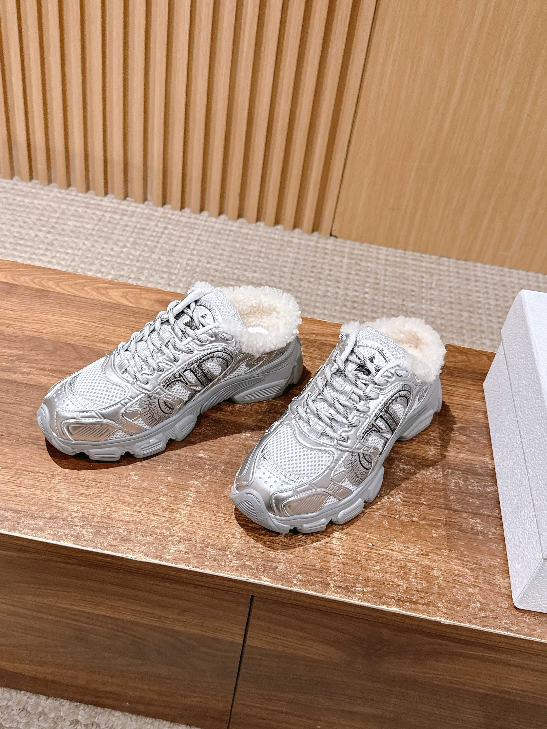 Luxury Shoes Dior Unisex