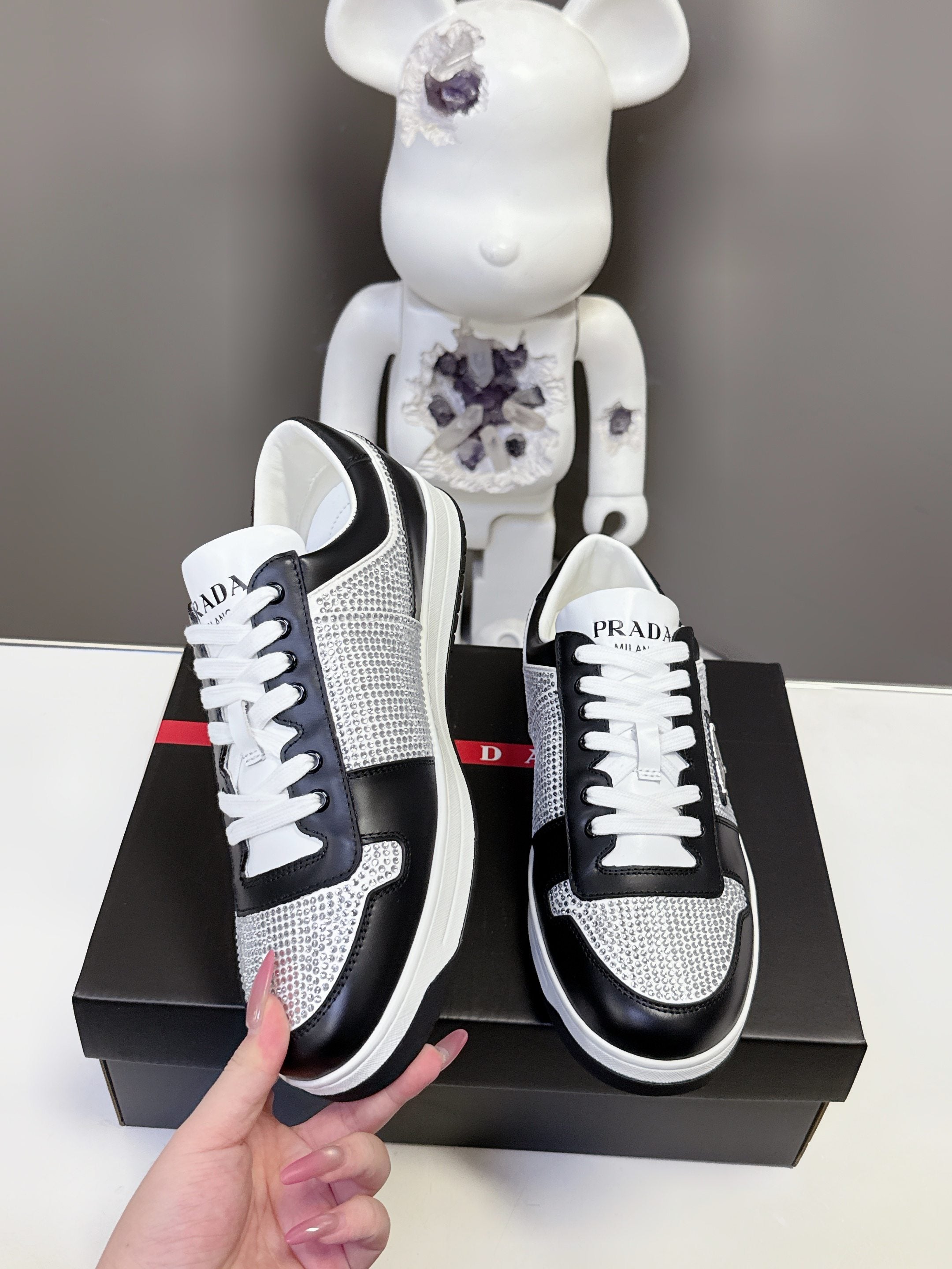 Luxury Shoes Prada Unisex