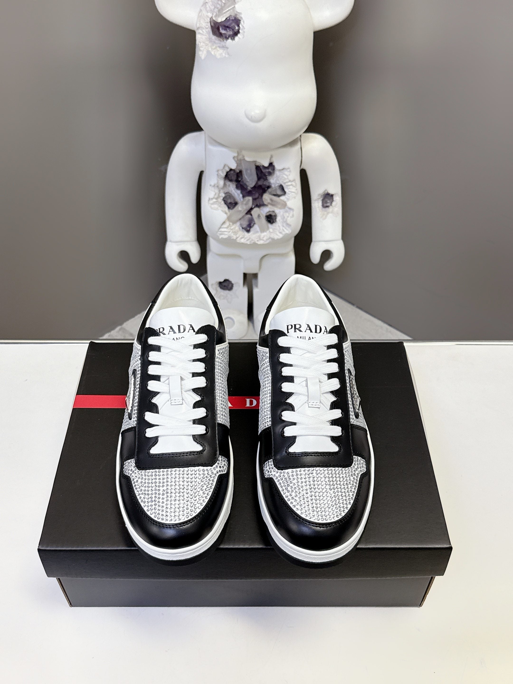 Luxury Shoes Prada Unisex