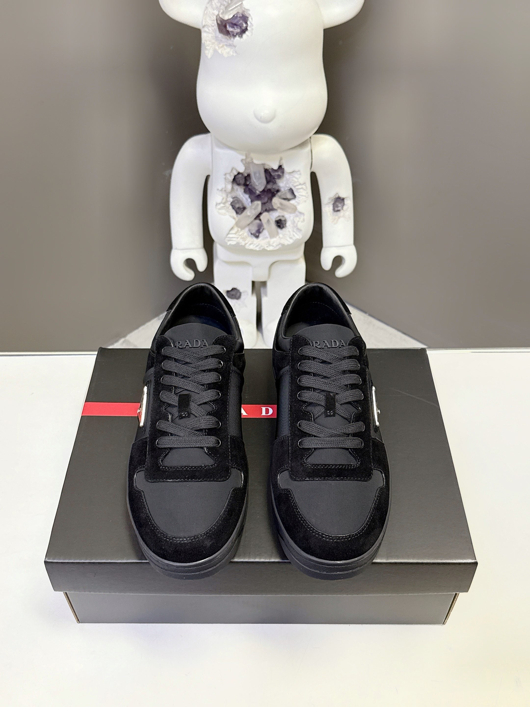 Luxury Shoes Prada Unisex
