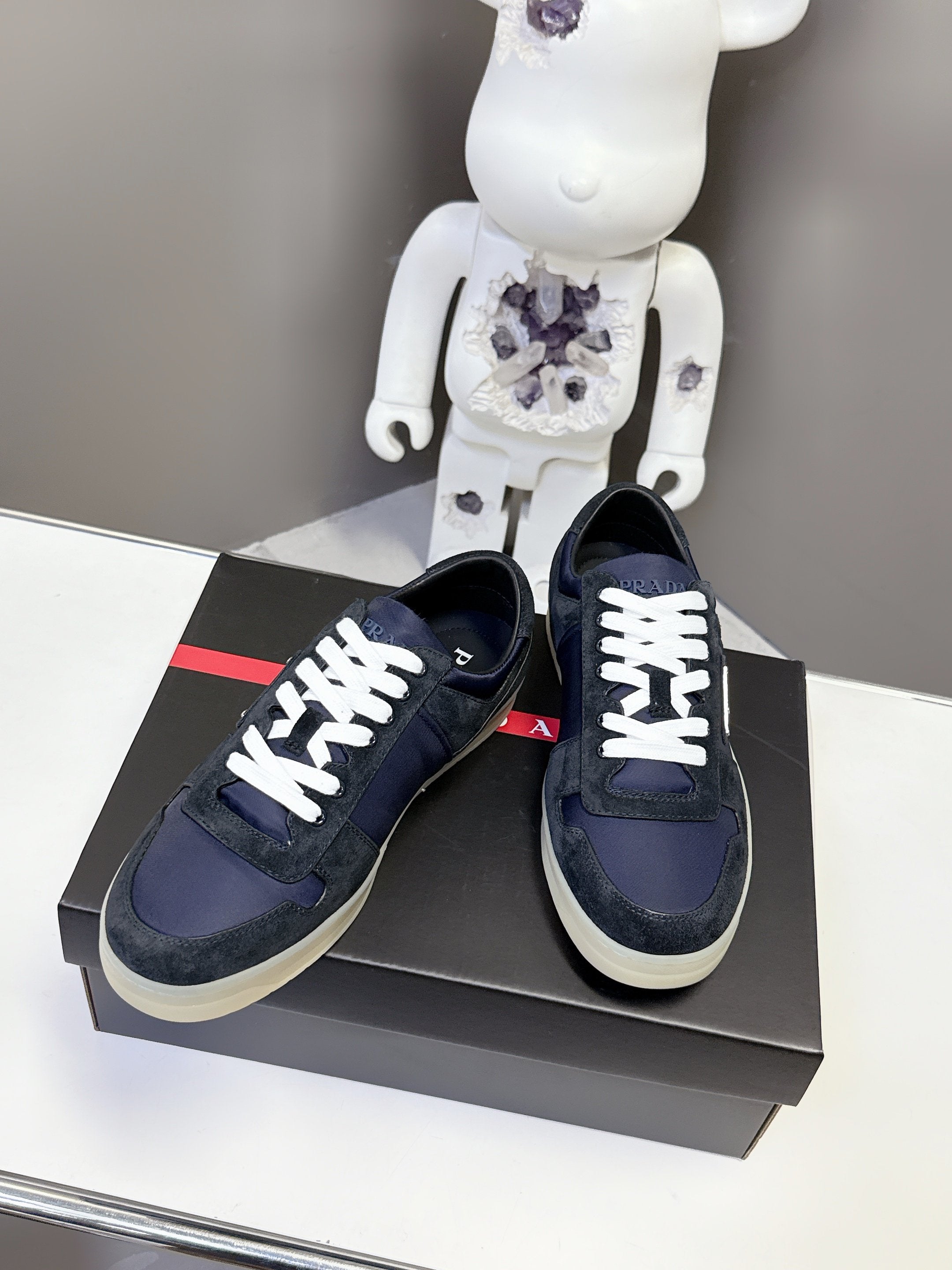 Luxury Shoes Prada Unisex