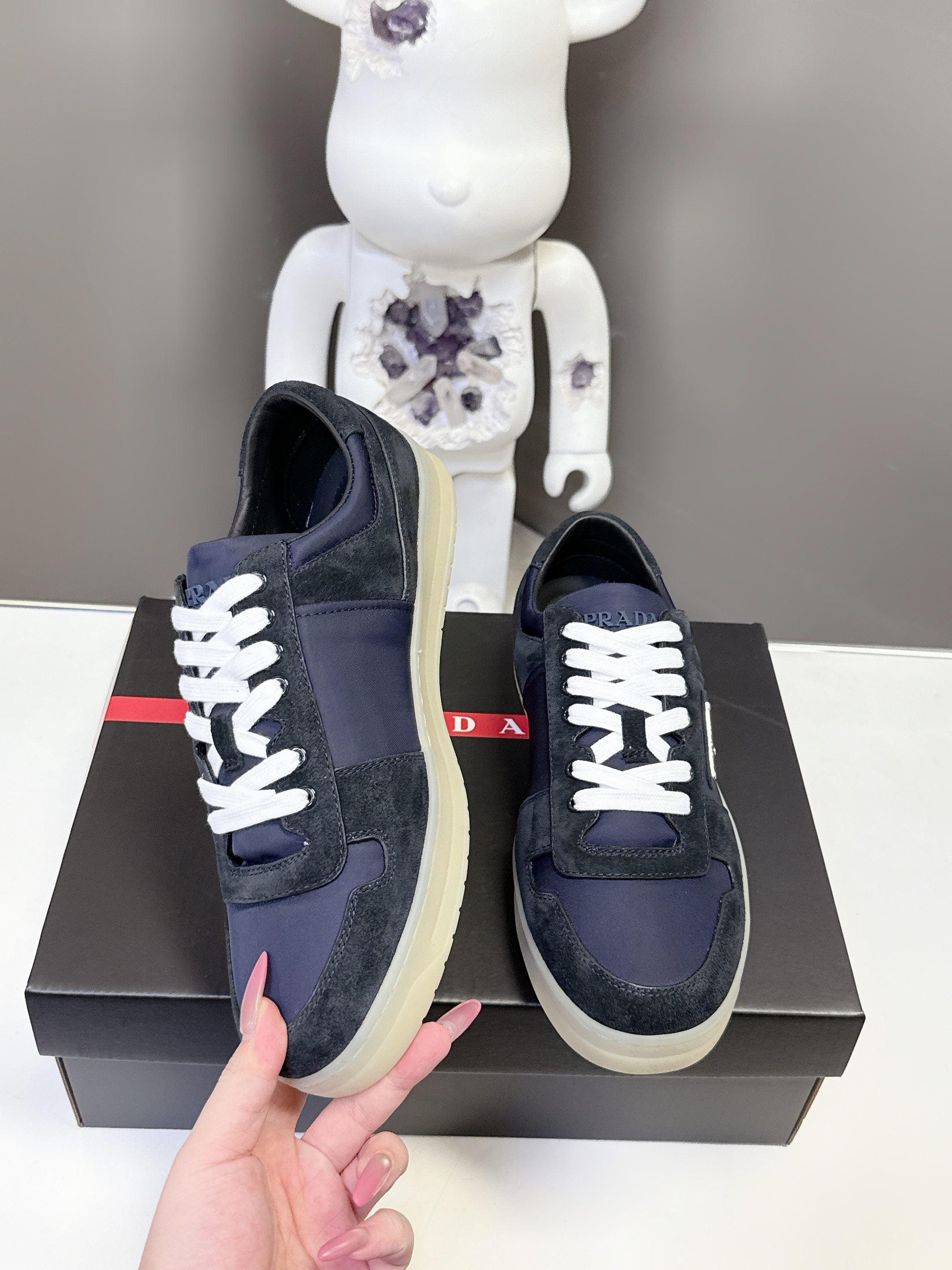 Luxury Shoes Prada Unisex