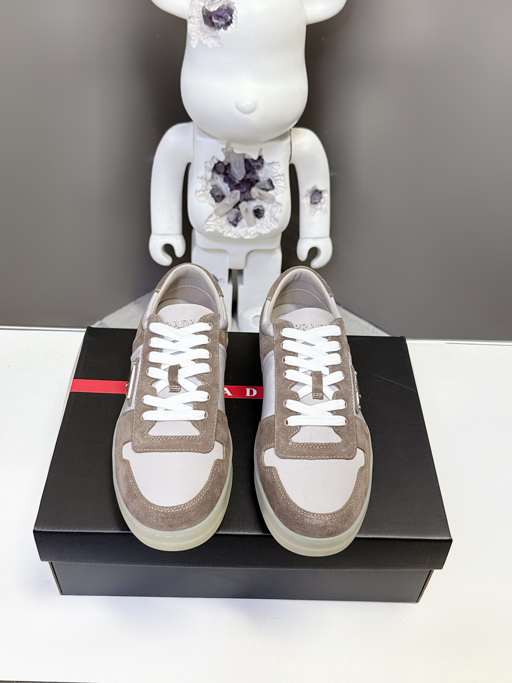 Luxury Shoes Prada Unisex