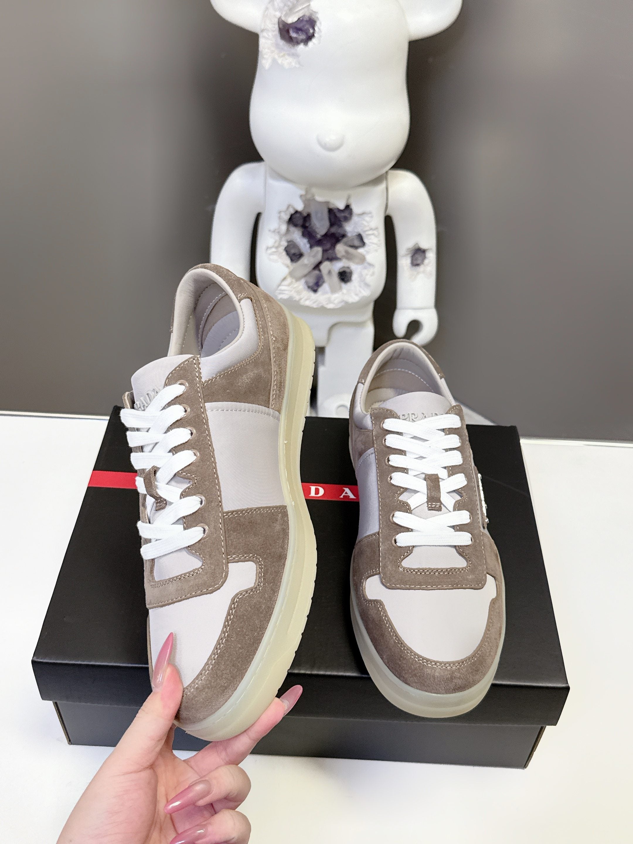 Luxury Shoes Prada Unisex