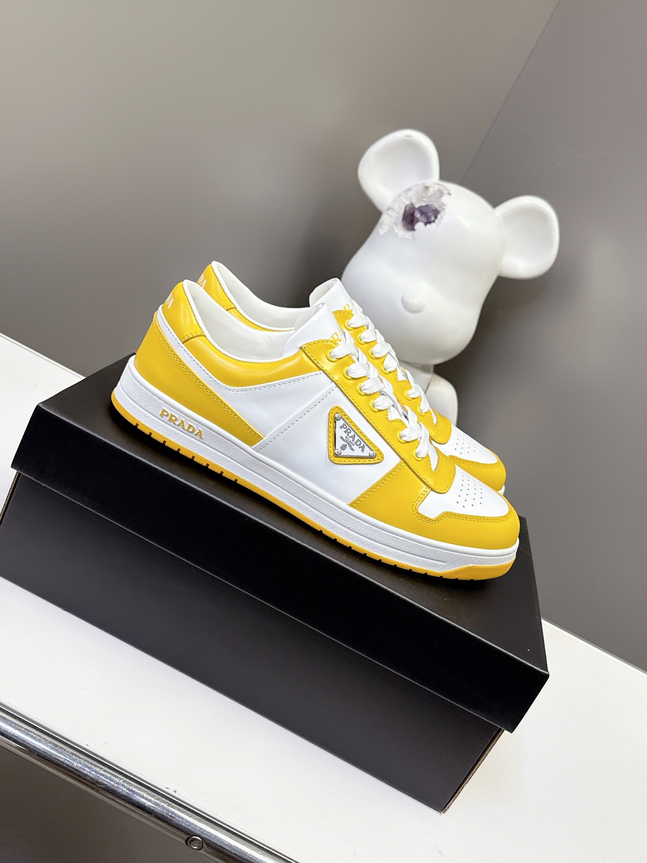 Luxury Shoes Prada Unisex
