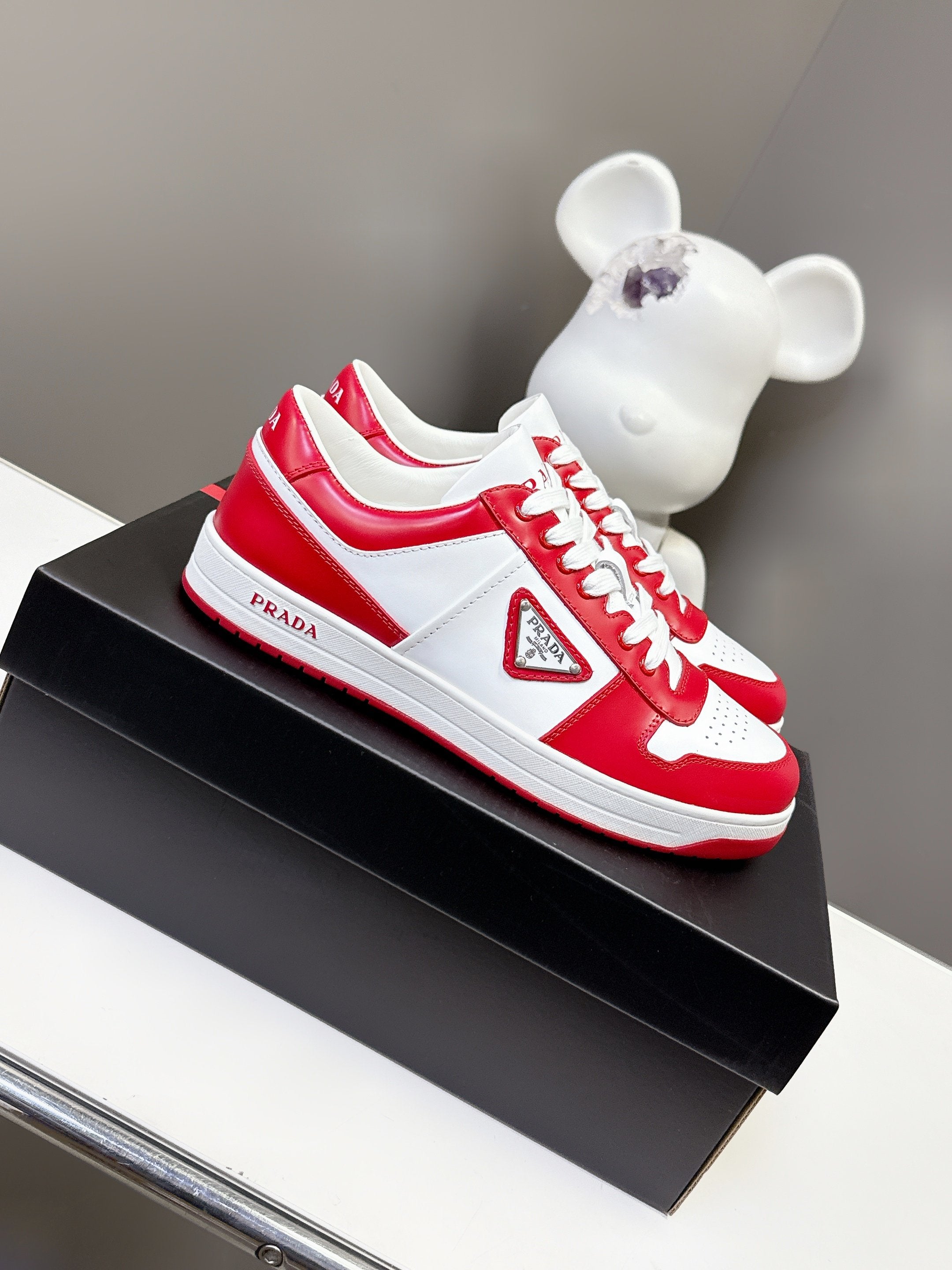 Luxury Shoes Prada Unisex
