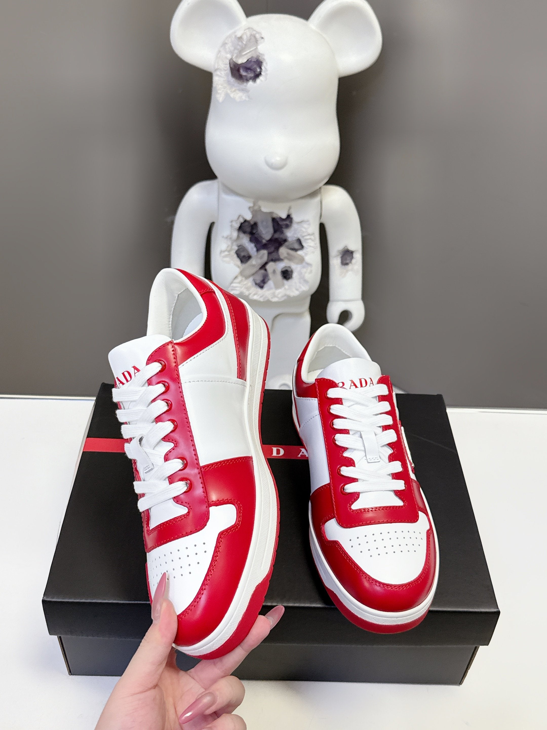 Luxury Shoes Prada Unisex