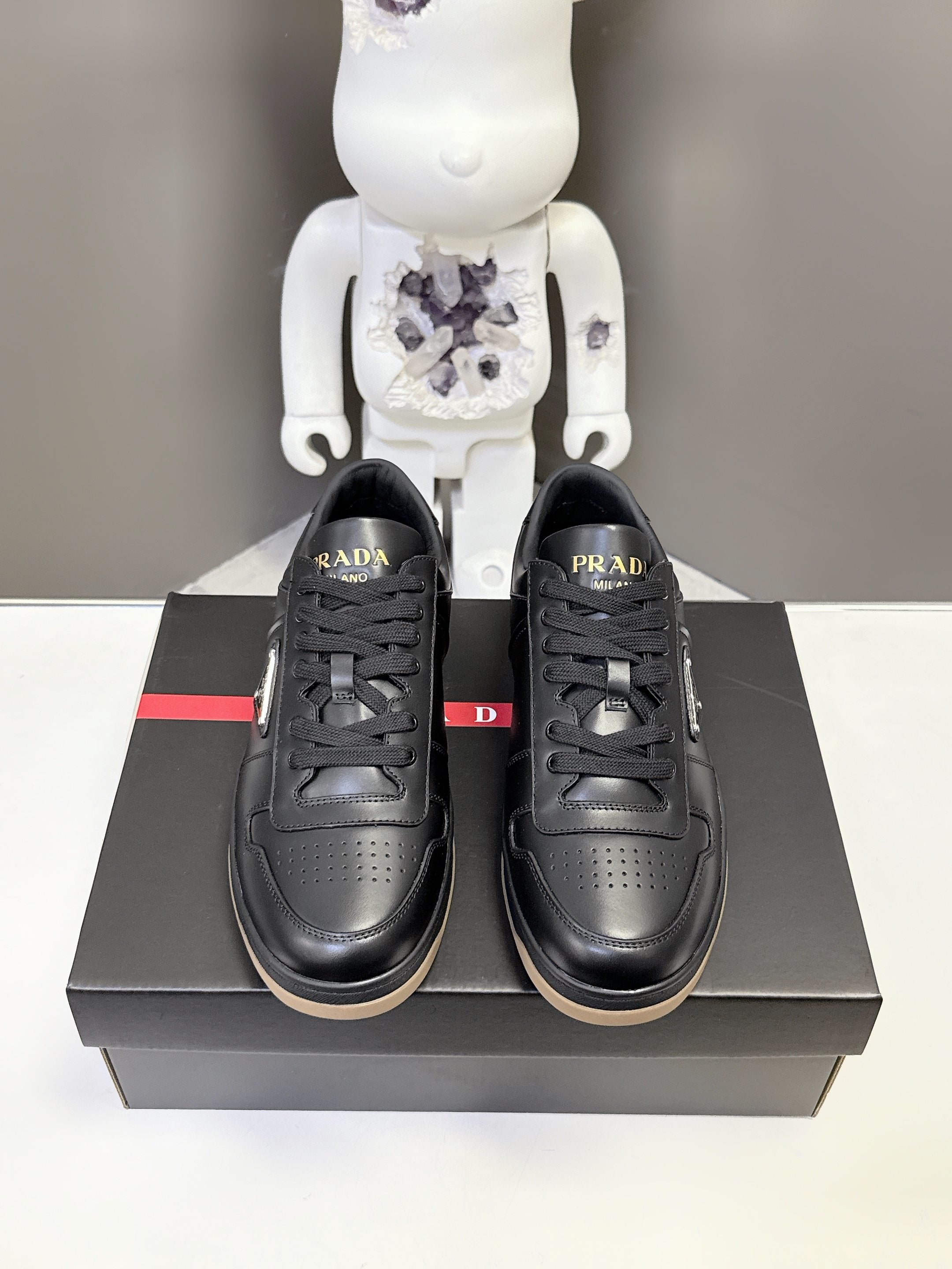 Luxury Shoes Prada Unisex