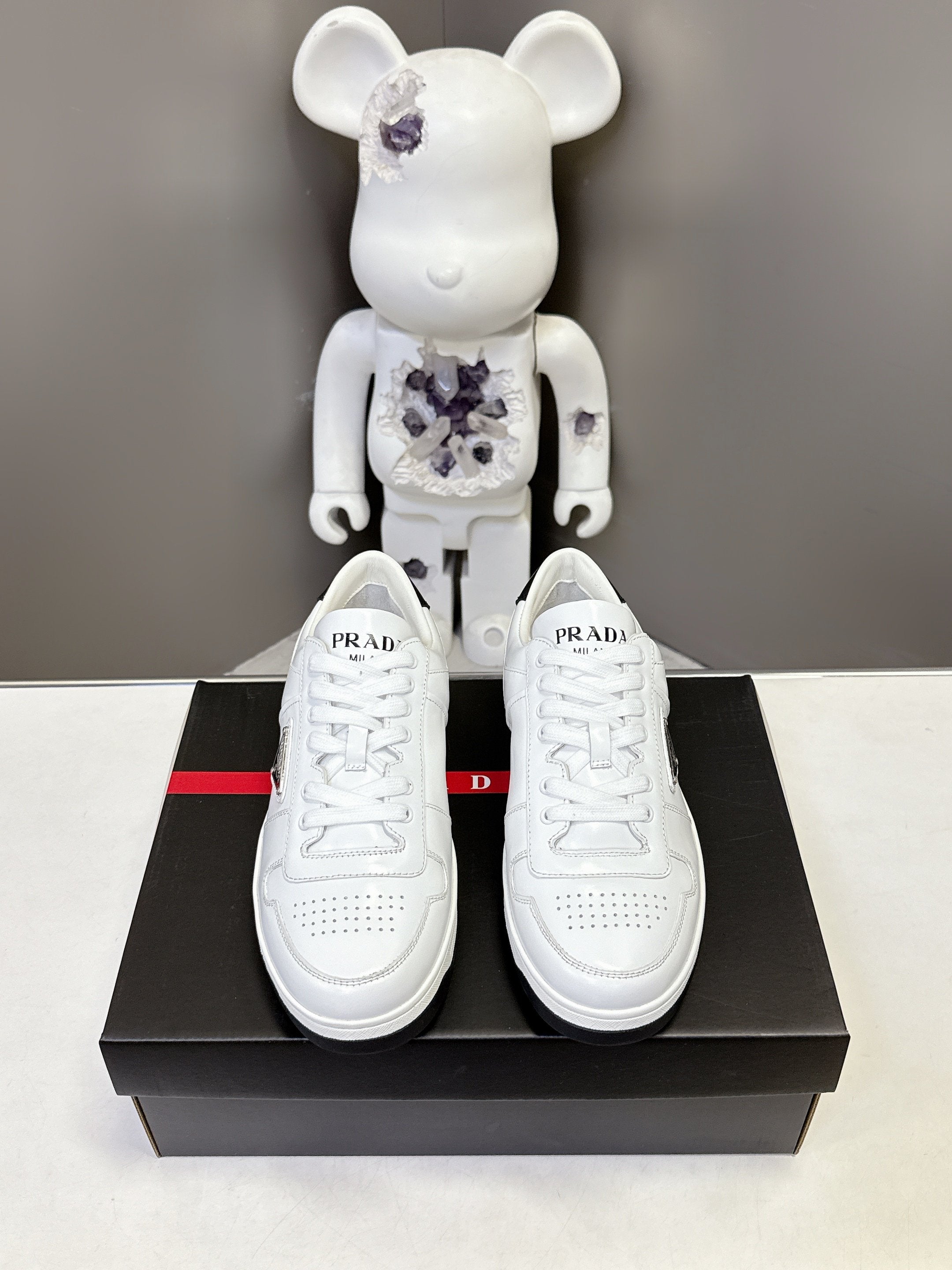 Luxury Shoes Prada Unisex