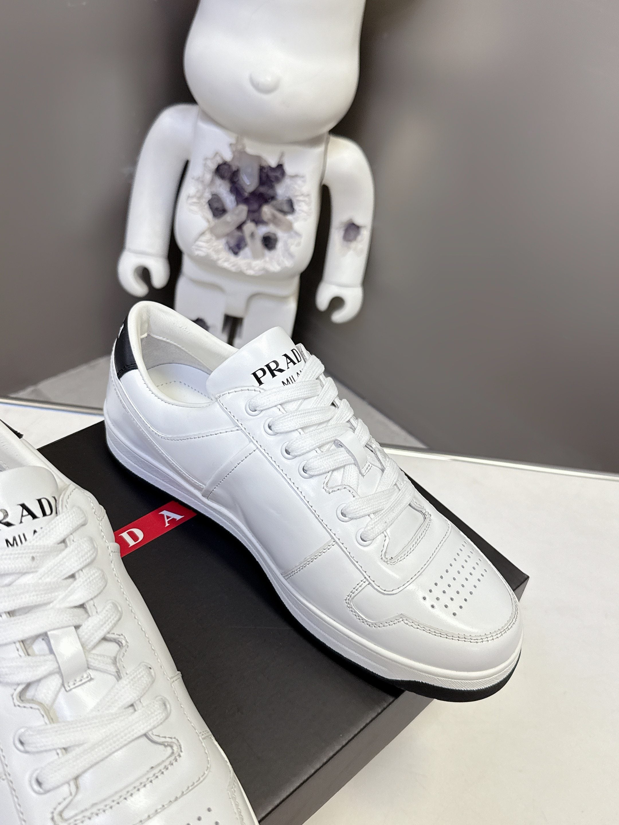 Luxury Shoes Prada Unisex
