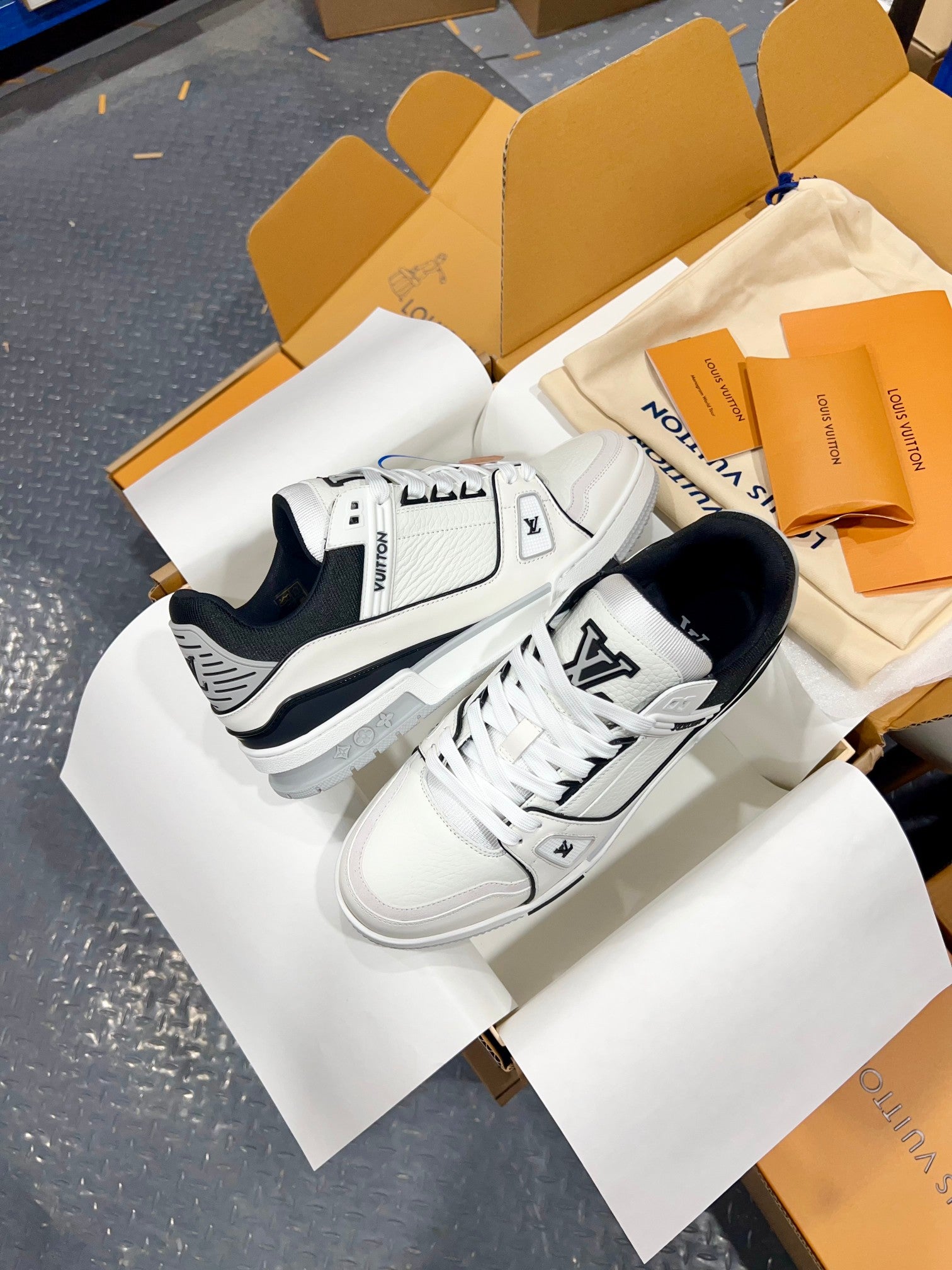 Luxury Shoes Louis Vuitton Trainer