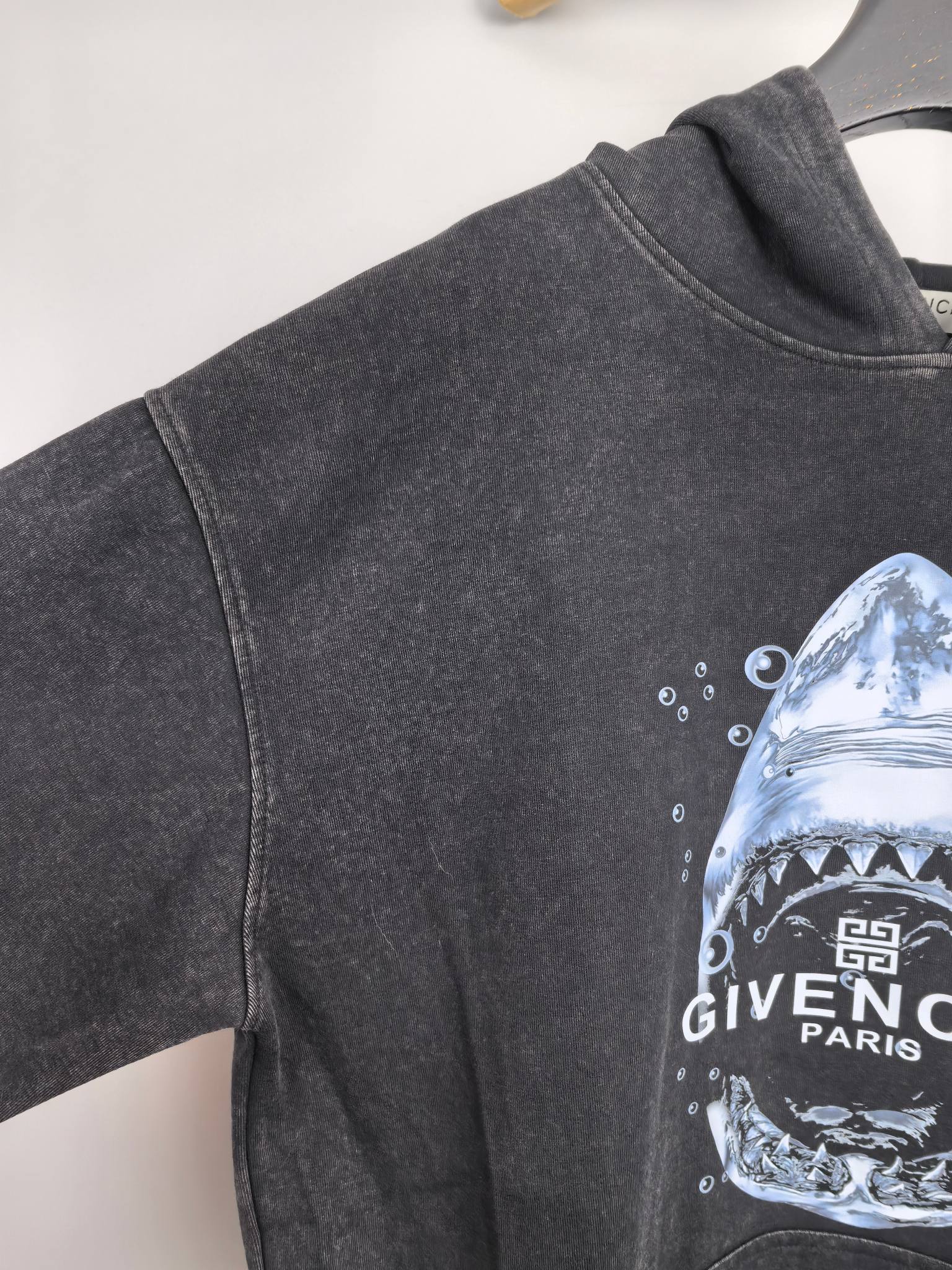Clothes Givenchy